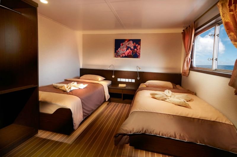 Twin Ensuite Upper Deck