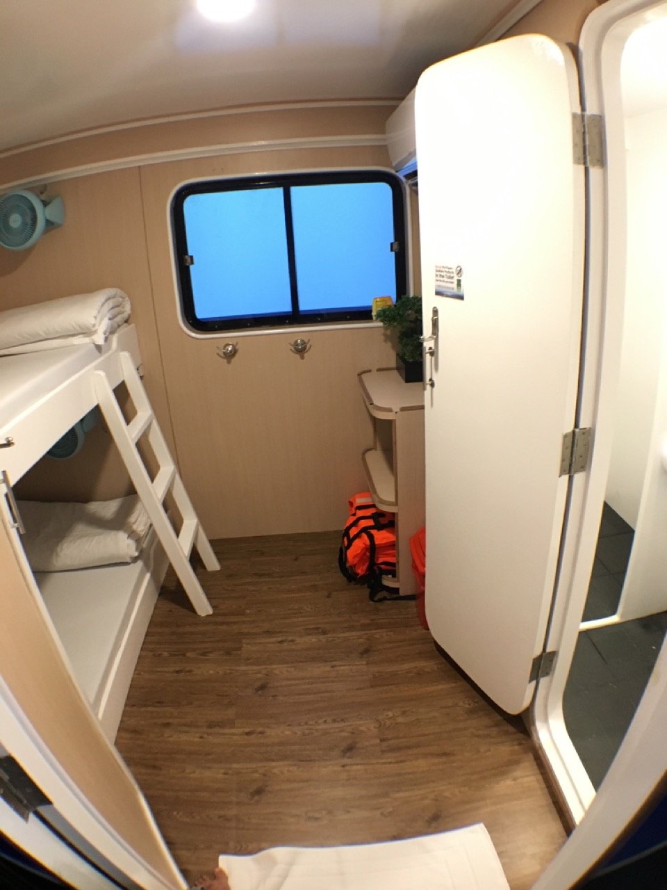Twin Bed Ensuite Cabin