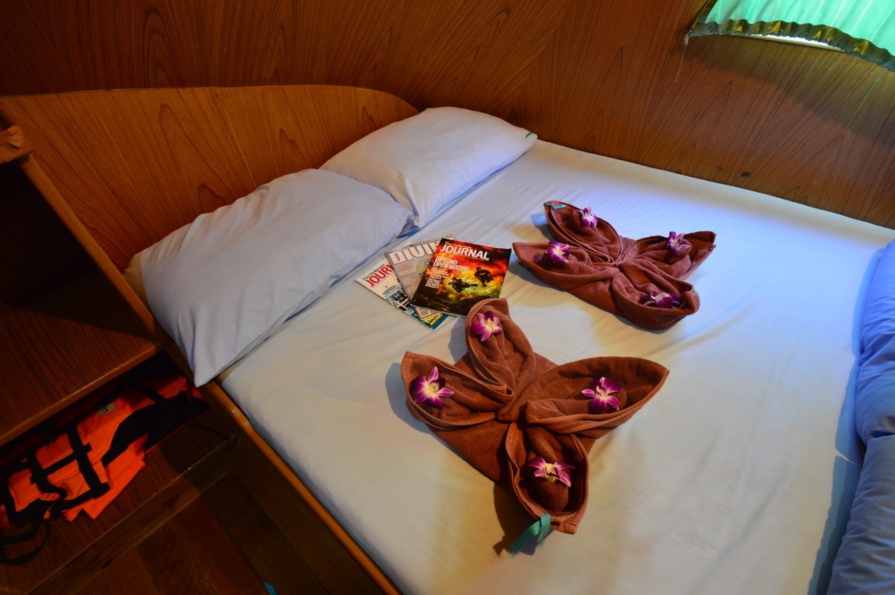 Manta Queen II Double Bed Cabin