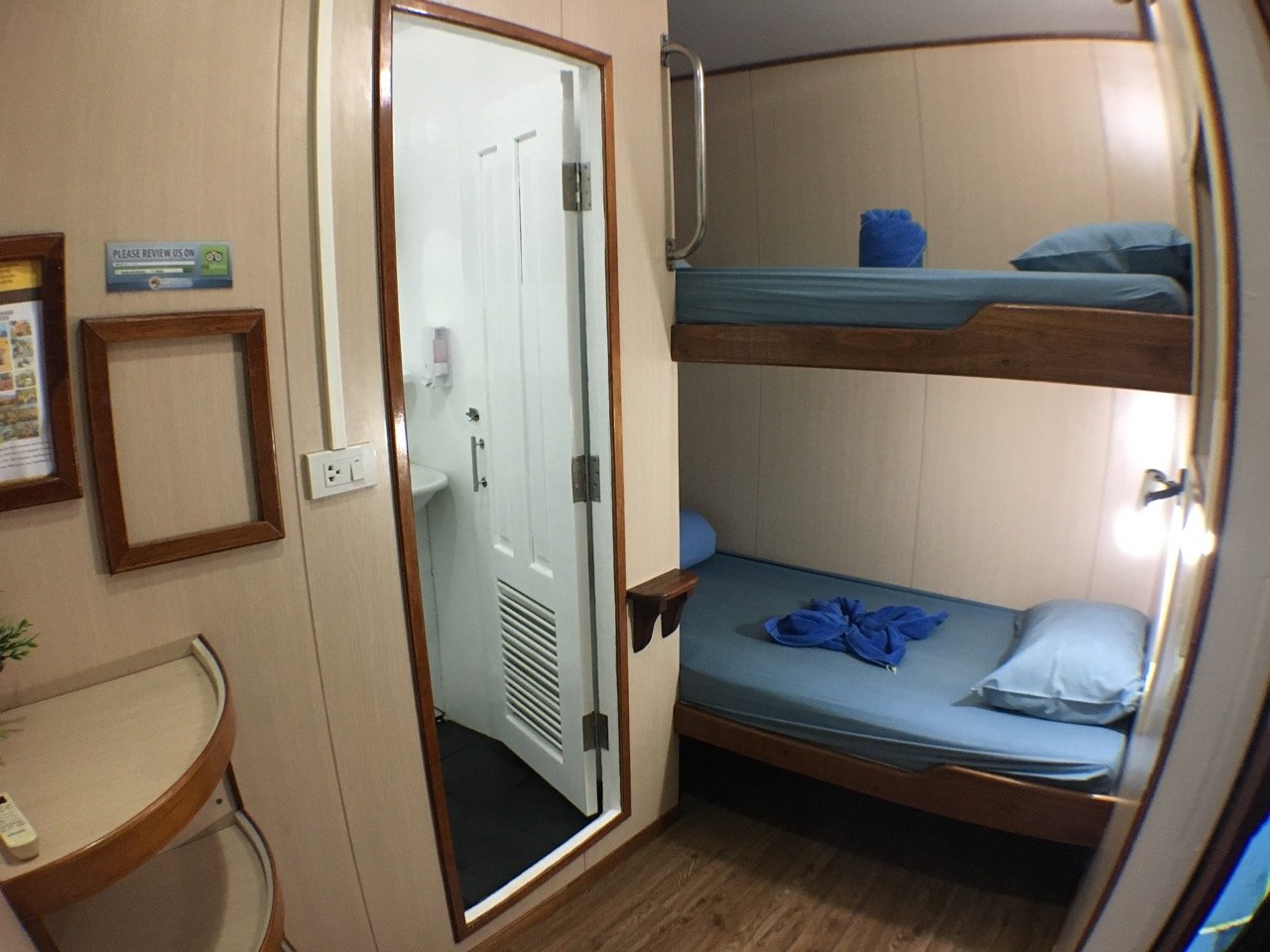Twin Bed Ensuite Cabin
