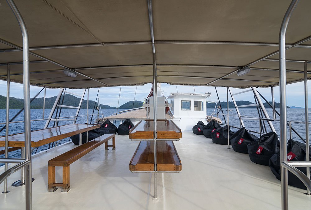 Exclusive Thailand liveaboard sun deck