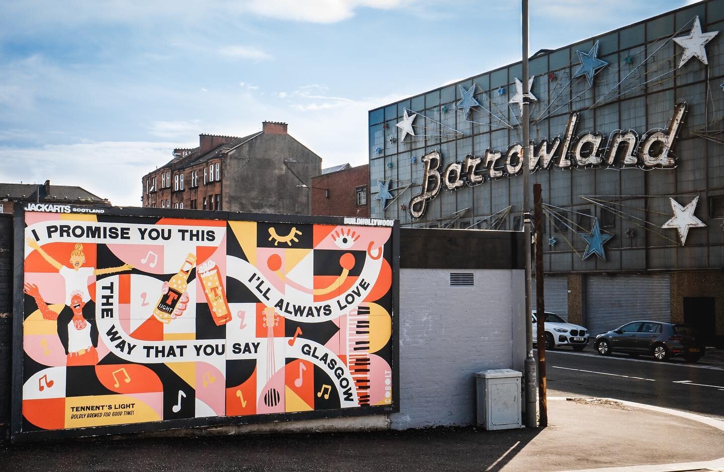 Back in September Glasgow&rsquo;s favourite lager asked us to paint a billboard for Glasgow&rsquo;s favourite band for their upcoming gig at Glasgow&rsquo;s favourite music venue. Here&rsquo;s what we came up with&hellip;
