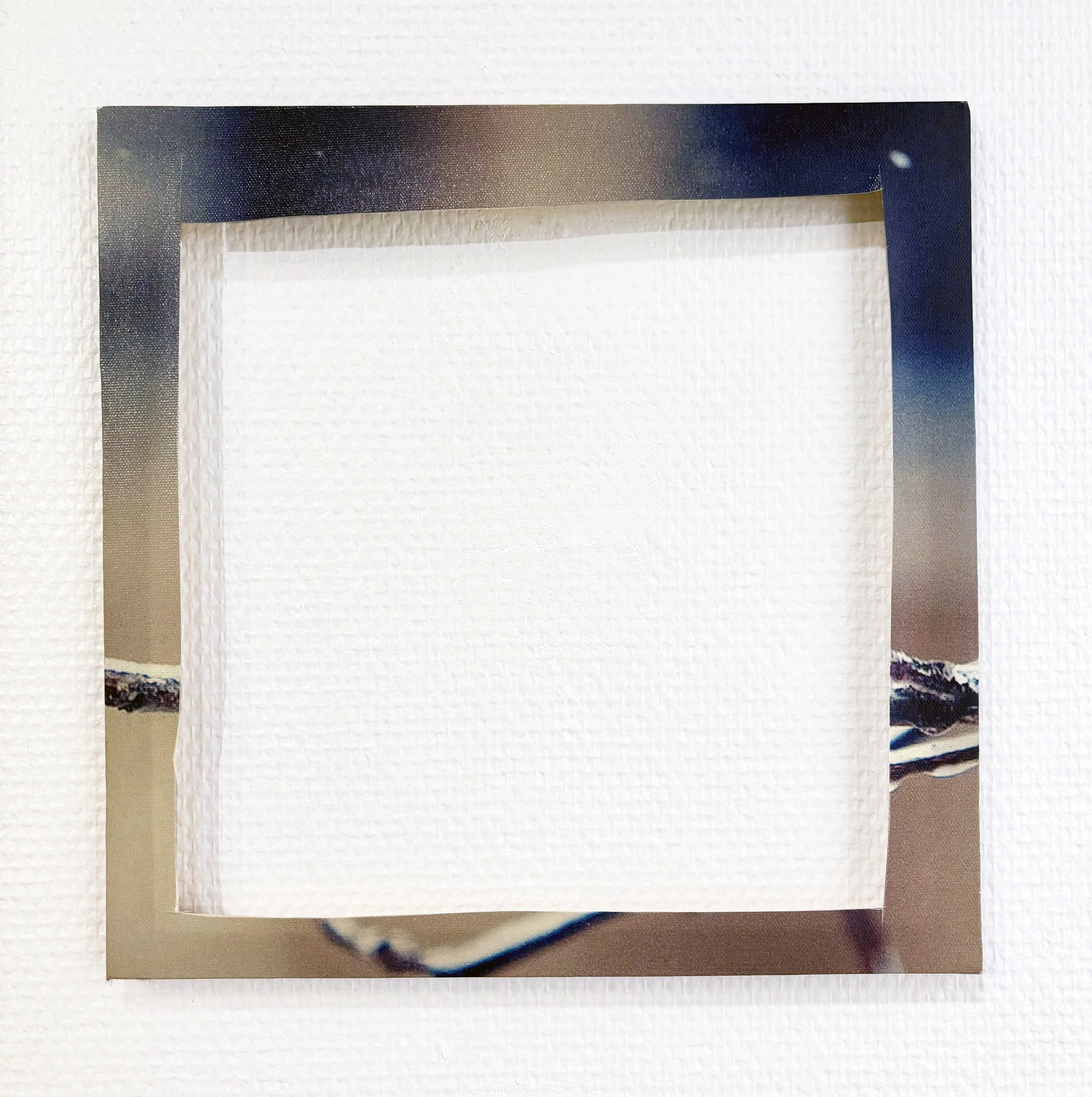 empty full 27X27 cm.jpg