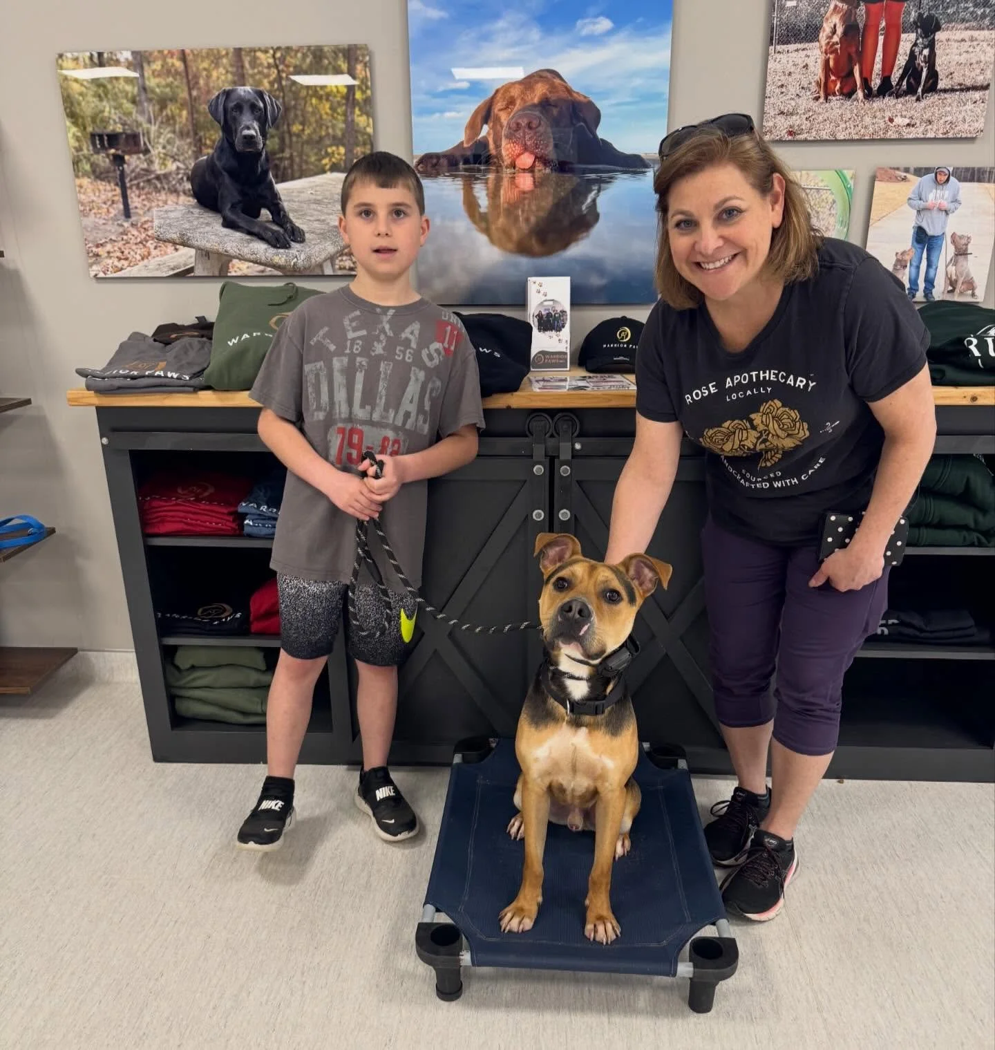 Zion from @barkvilledogrescue has officially found his forever home! 🐾❤️

His new family came by today to learn everything Zion has been working on during his training before heading off together to start their new life. Seeing these rescue pups bui
