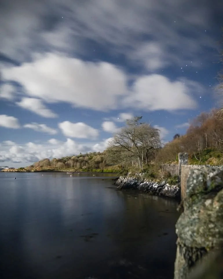 Returning to the camera after a year-long hiatus, ready to capture the world anew.
#rediscovering #outerhebrides #Stornoway #nightphotography #mypassion