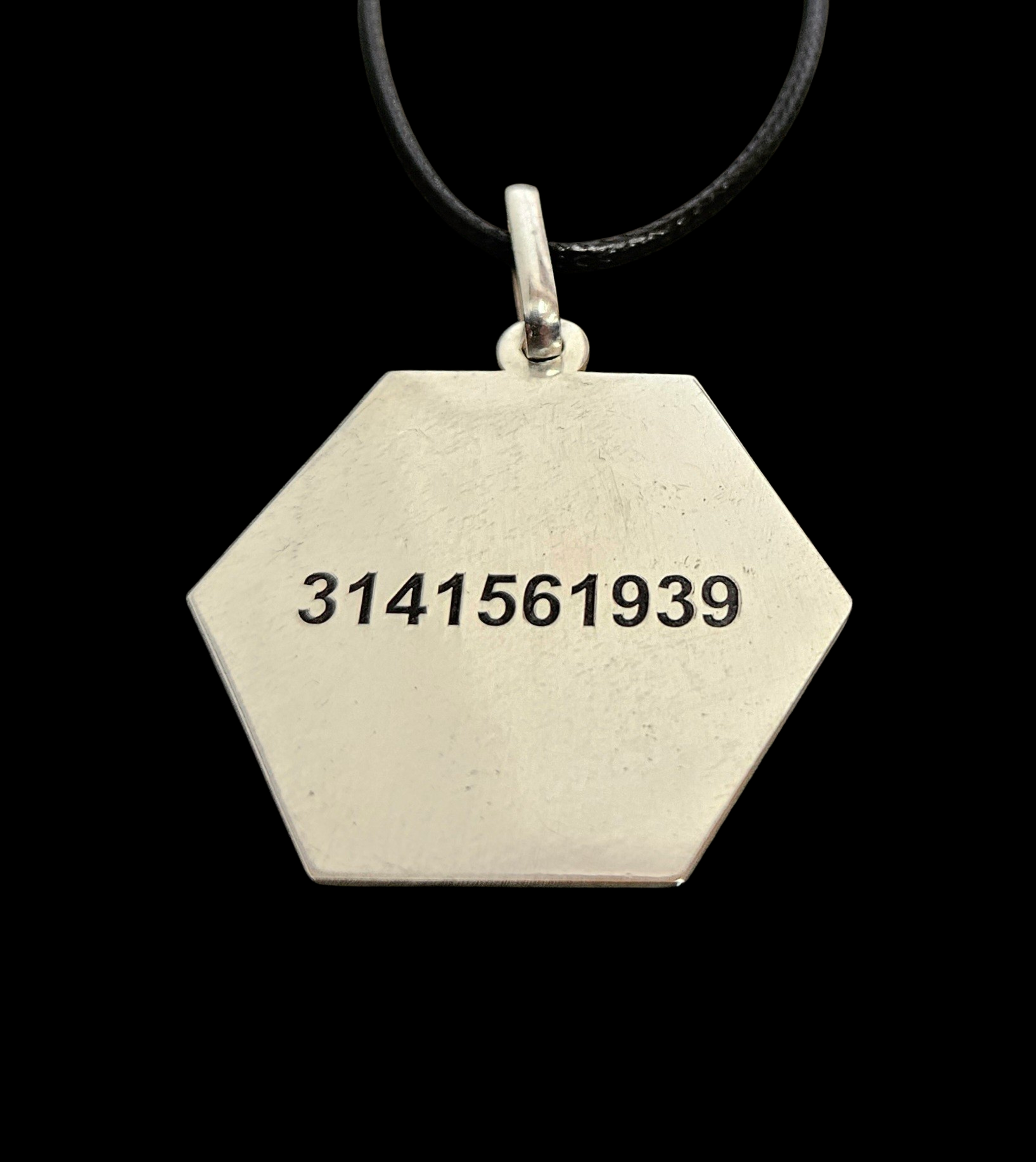Hexi-Pi Pendant 3.png