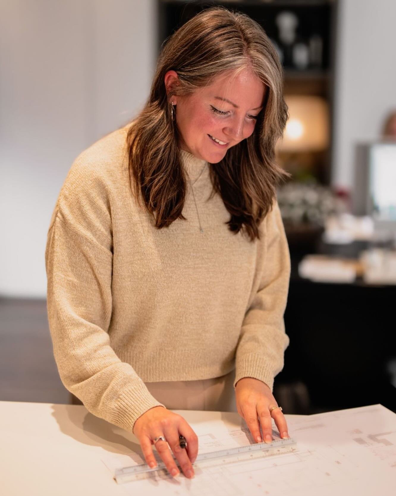It&rsquo;s been an incredibly busy week in the studio, while we work on the designs for our Surrey Project.
Meg and I have been tweaking drawings, building scheme boards and sorting through the mountain of samples.
This is what it takes when designin