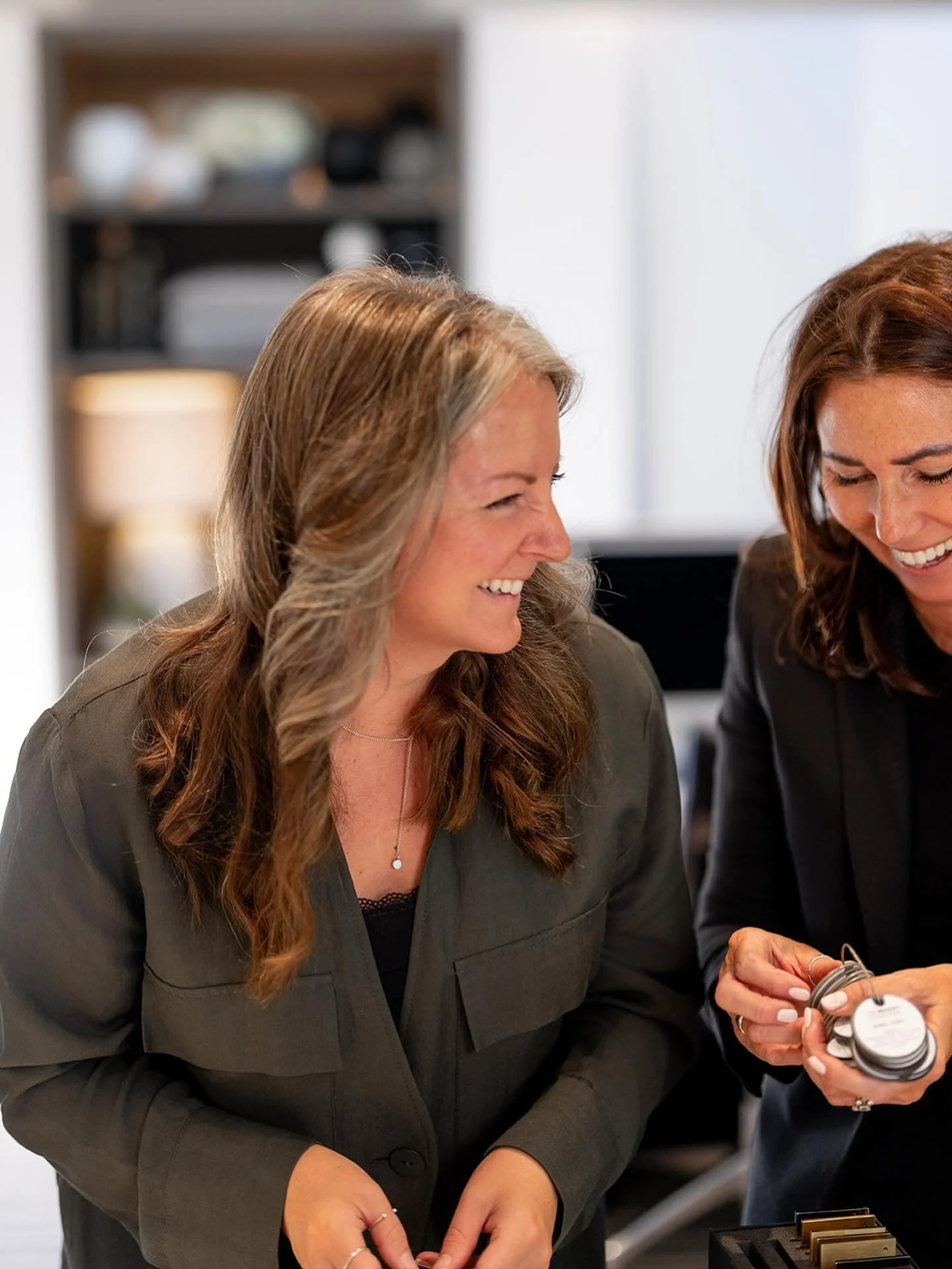 A warm welcome to all our new followers from Meg and I &mdash; we&rsquo;re so pleased to have you here ✨ At Fiona Watkins Design, we specialise in creating beautifully considered interiors that balance elegance, comfort, and individuality. From conce