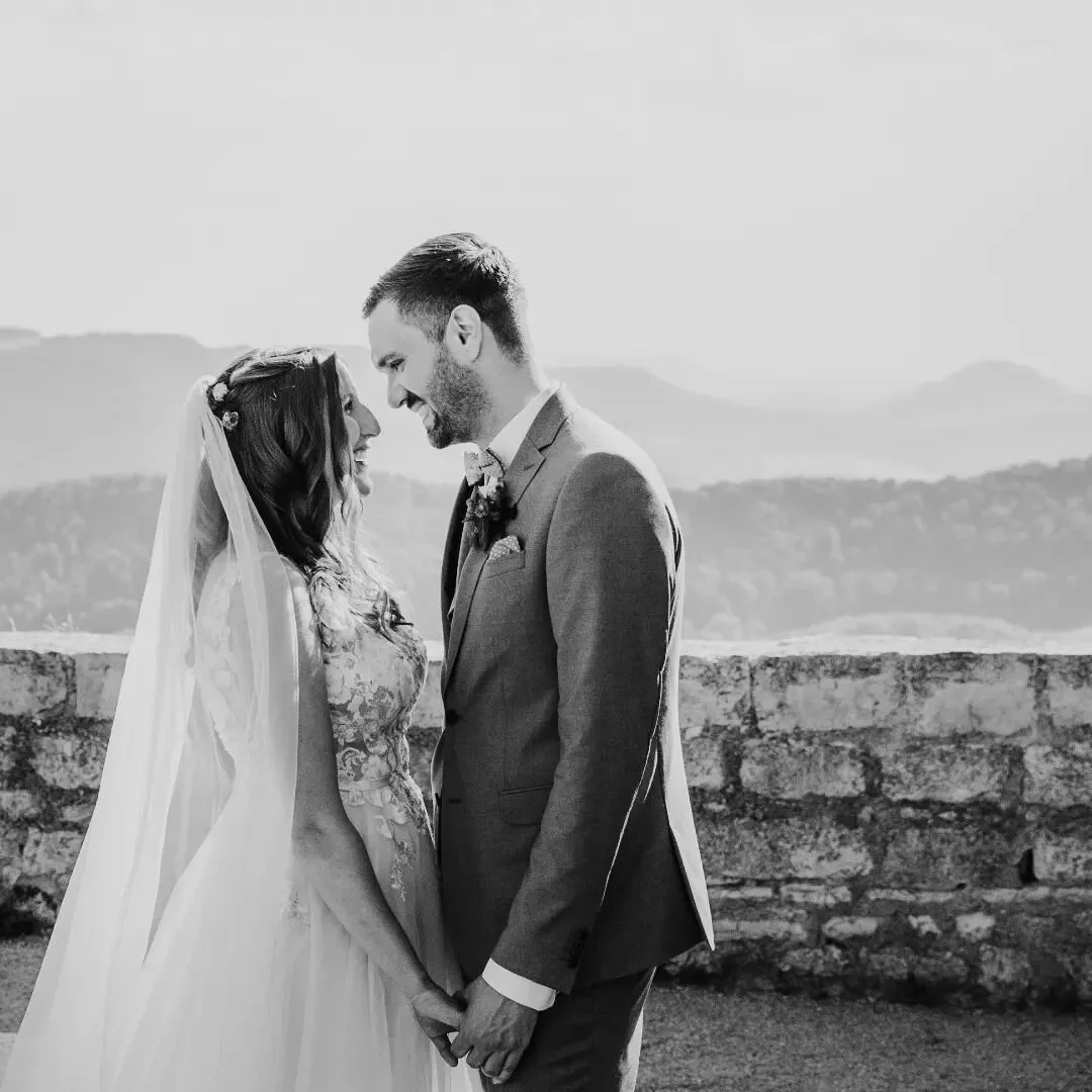 Bald geht die Hochzeitsession wieder los! Ich freue mich so sehr darauf, auch dieses Jahr wieder viele sch&ouml;ne Momente von einem ganz besonderen Tag im Leben von zwei Menschen festhalten zu d&uuml;rfen! Es ist ein Tag voller Emotionen..Aufregung,