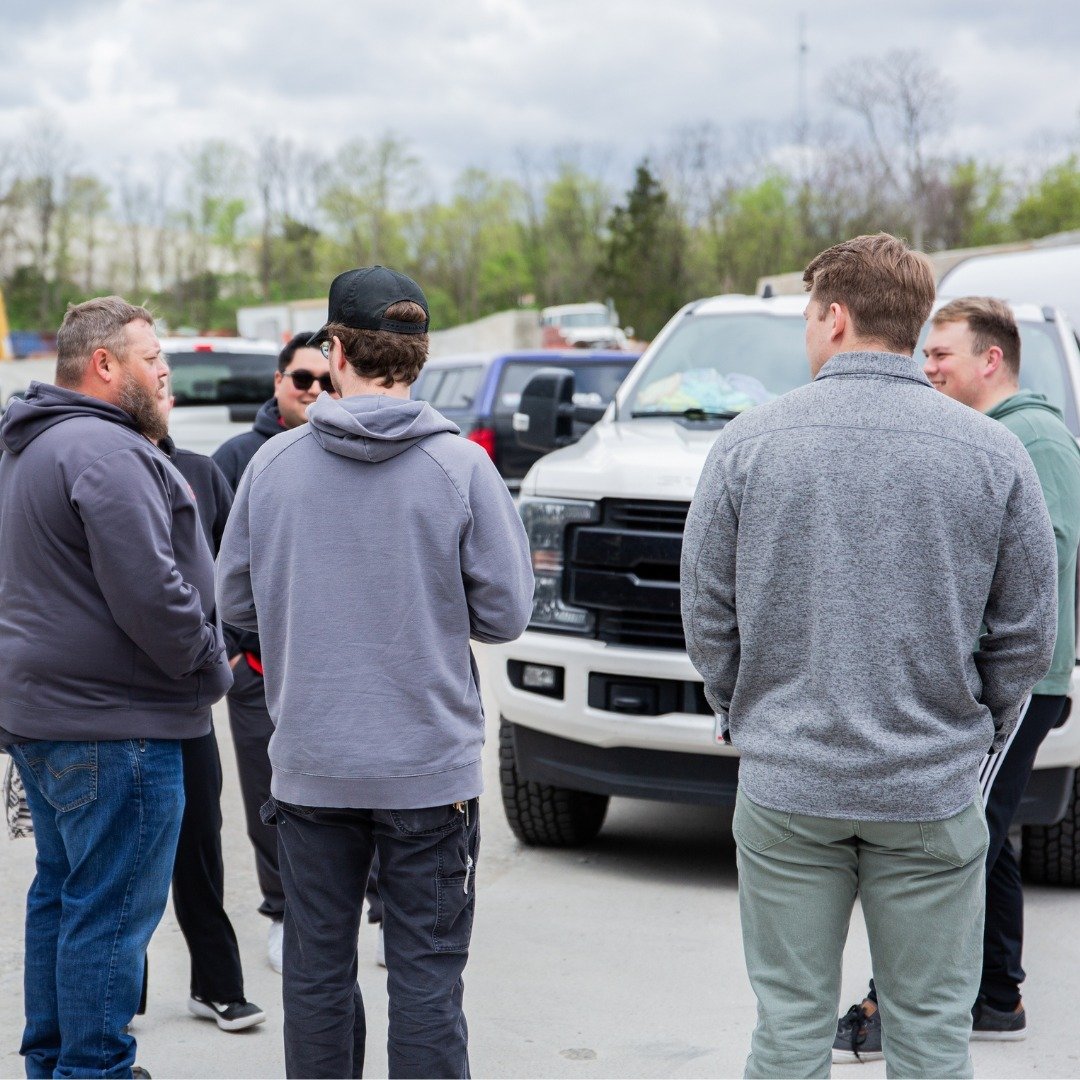 Family pick ups are always so much fun! We love meeting our clients and we also love and chatting with partners, parents, kids, etc! It makes the whole experience so memorable. 

#AeroBuild #MobileBusiness #MobileCoffeeShop #SmallBusinessOwner #Nashv