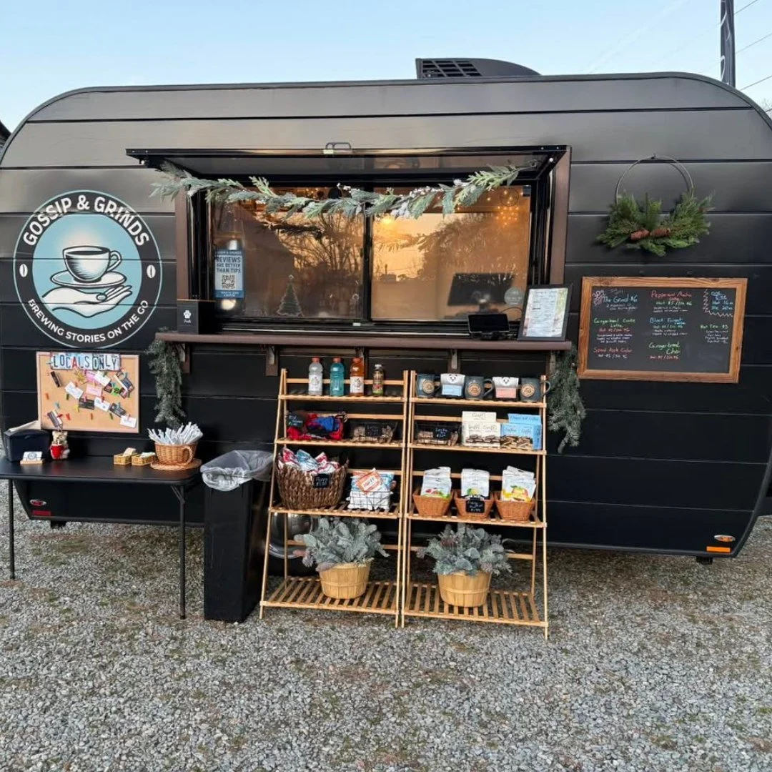 @gossipandgrinds making the most of a full set-up, they have everything! 

#AeroBuild #MobileCoffee #MobileBusiness #CoffeeTrailer #SmallBusiness #ShopSmall #MadeInNashville #MadeInTennessee