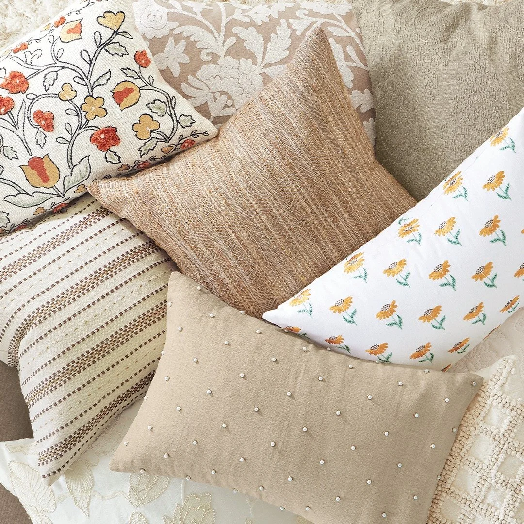 Is your home in need of a seasonal refresh?

🚒 @ethanallen_pbg to the rescue&mdash;new fall pillows just dropped!