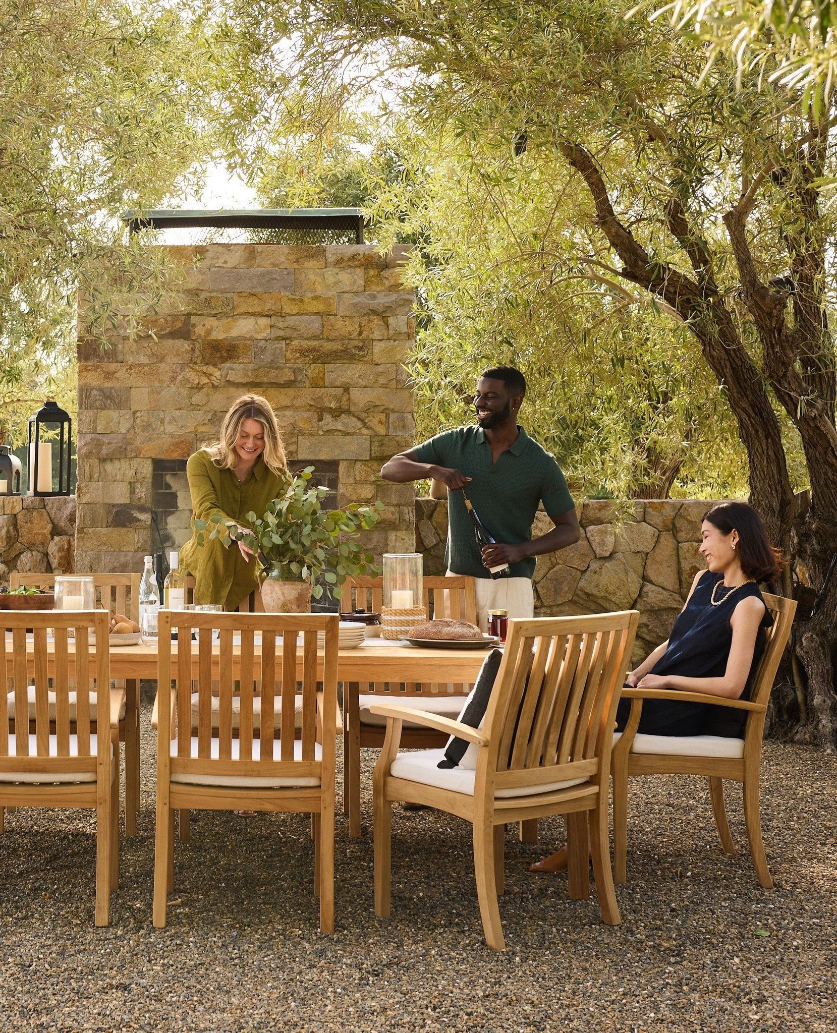 Want get your outdoor space ready for summer? Save up to 25% on your outdoor furniture at @yardbirdoutdoor through May 12.