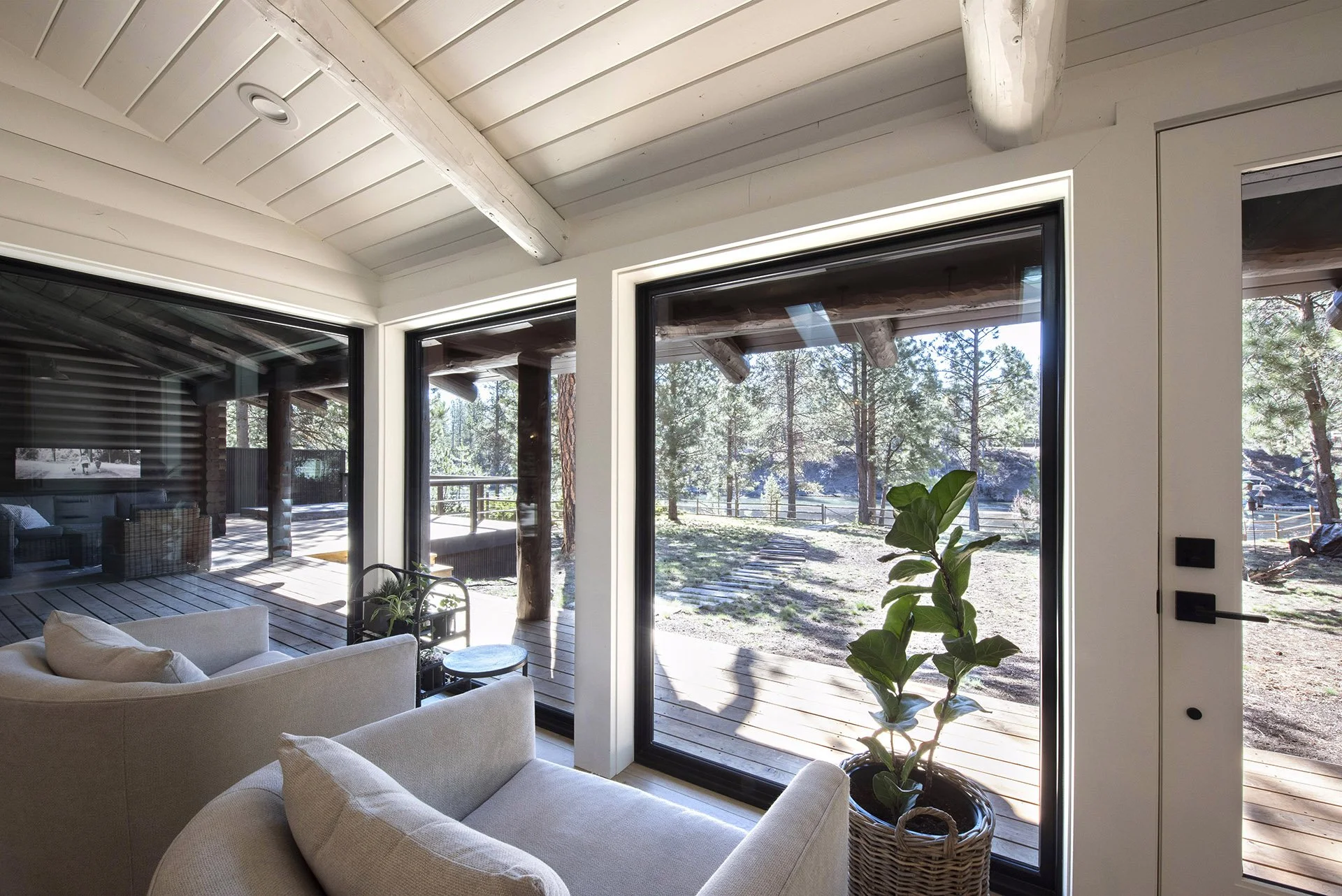 Scandinavian-inspired Modern Log Home Remodel. Life Design Build, Architects. Bend, Oregon.