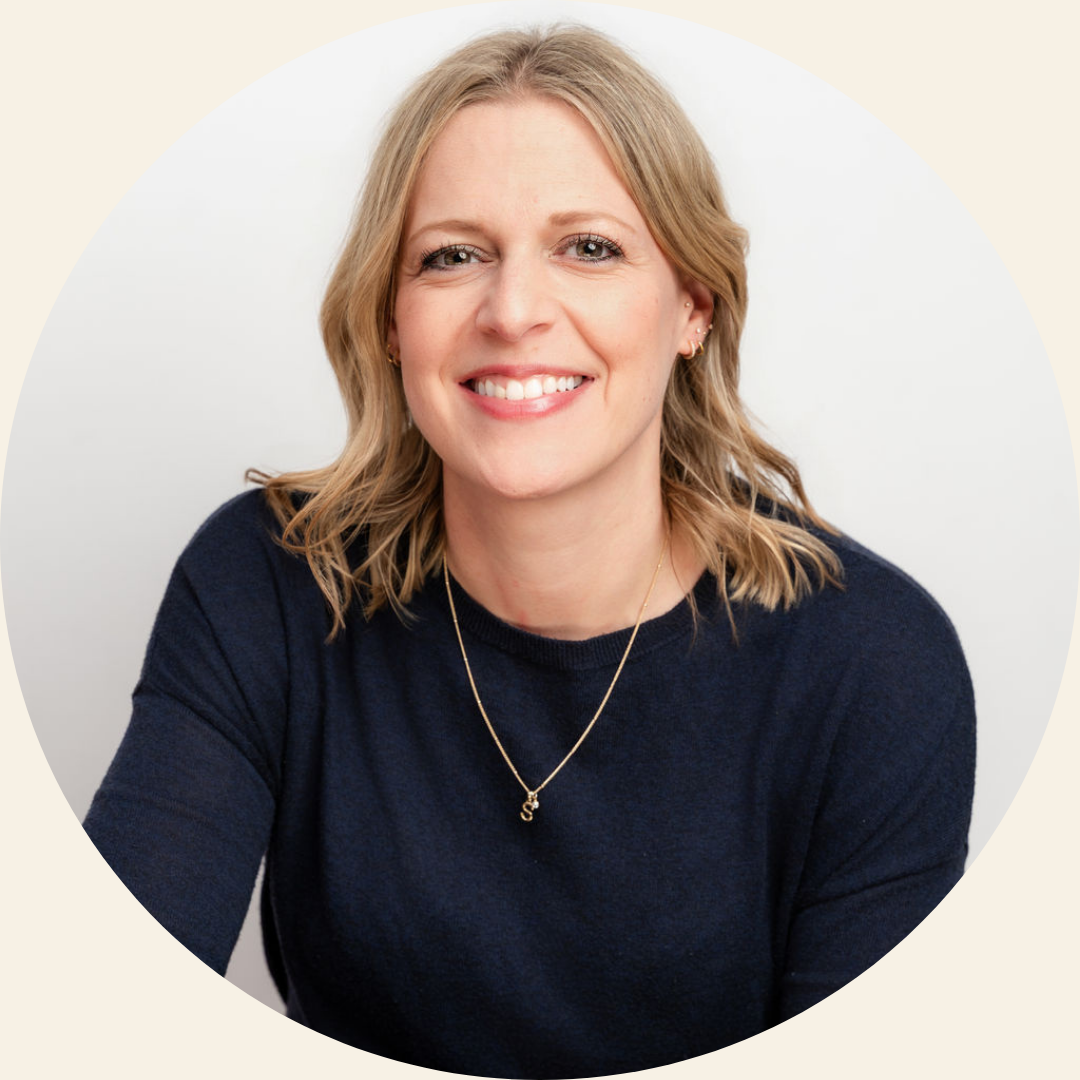 Headshot of Social Jooce founder, Sarah Pascaru