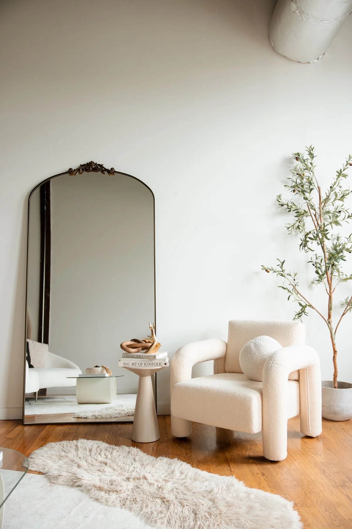 neutral-moon-studio-wellness-photography-peerspace-branding-aesthetic-2.jpg