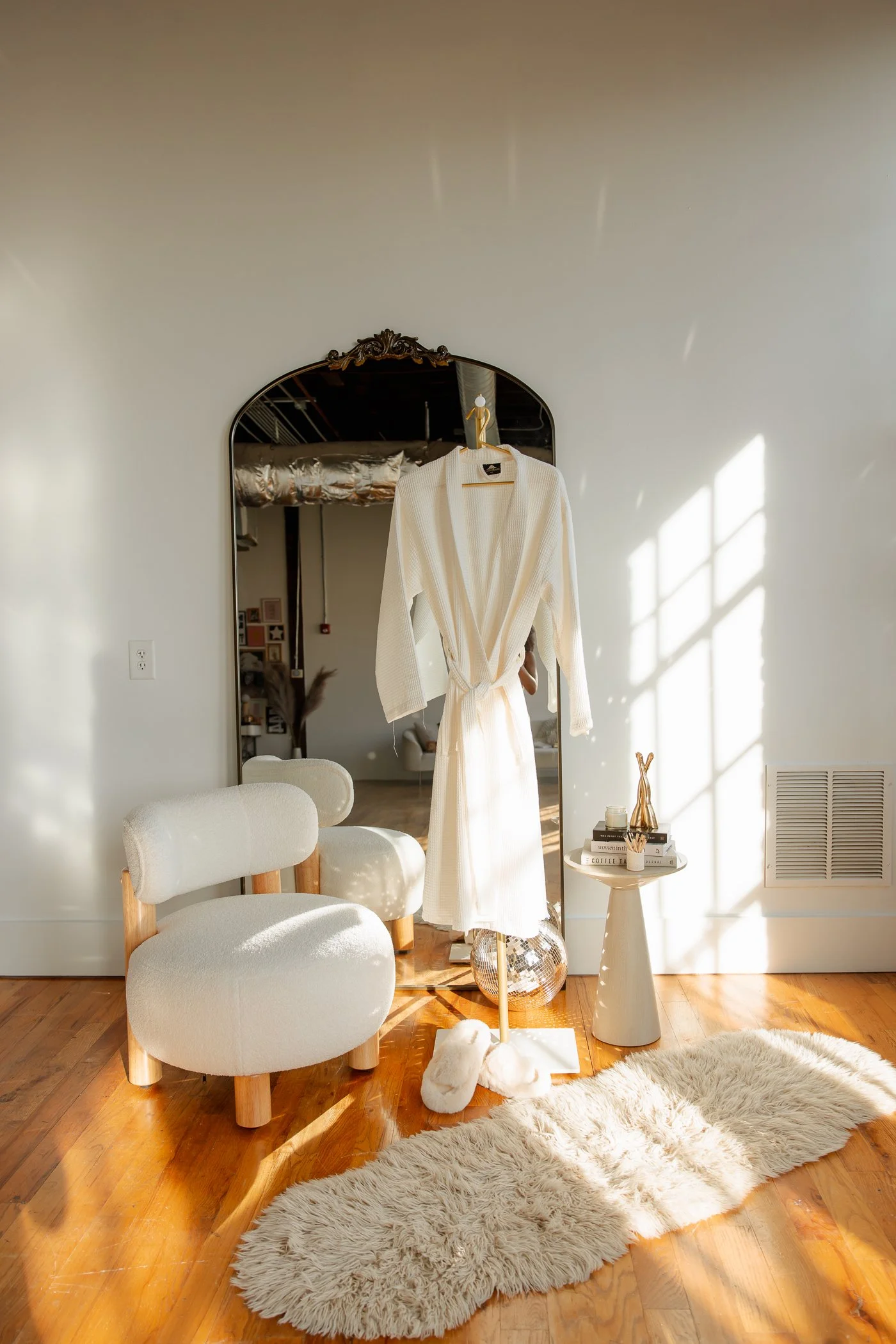 neutral-moon-studio-yoga-photo-creative-space-atlanta-wellness-rental-studio-41.jpg