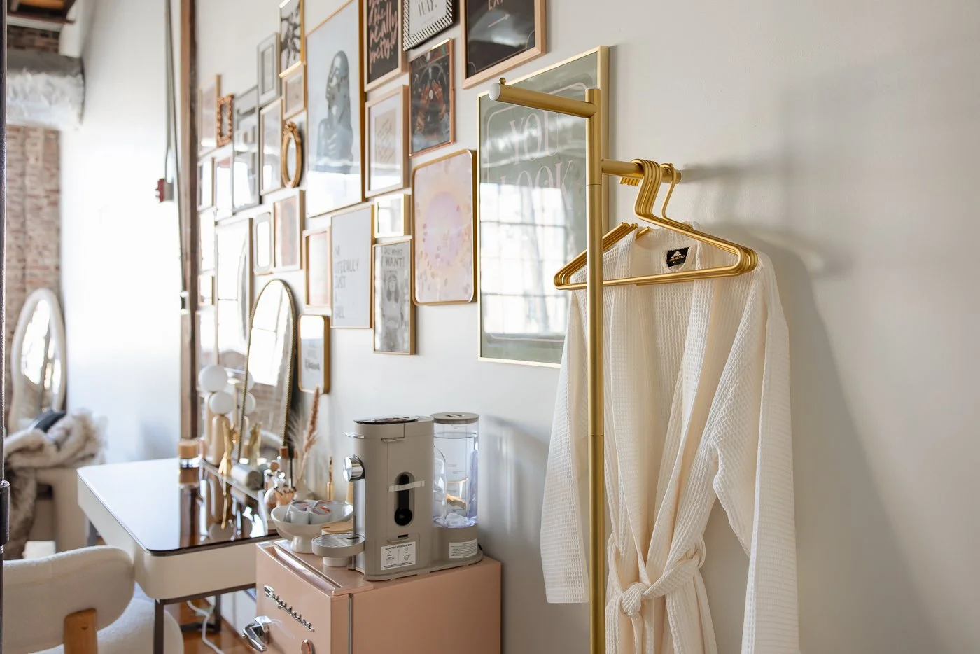 neutral-moon-studio-yoga-photo-creative-space-atlanta-wellness-rental-studio-97.jpg