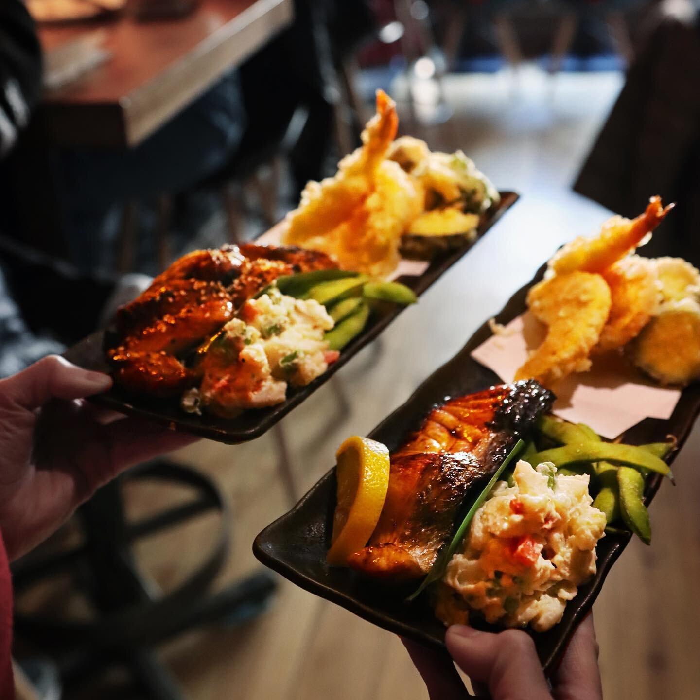 Our special weeknight dinner mix plates! 

Choose from Grilled Saba, Salmon, Teriyaki Chicken, Chashu, or Unagi.  Comes with tempura and other sides. 

Available Wed, Thurs, and Sunday evenings.
.
.
.
.
.
.
#dinner #bento #japanesefood #teishoku #tor