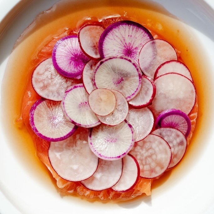 salmon crudo, red rice ale ponzu, asian pear, radish! #HLAYforever @jclapp.photo @jonathanwhitener