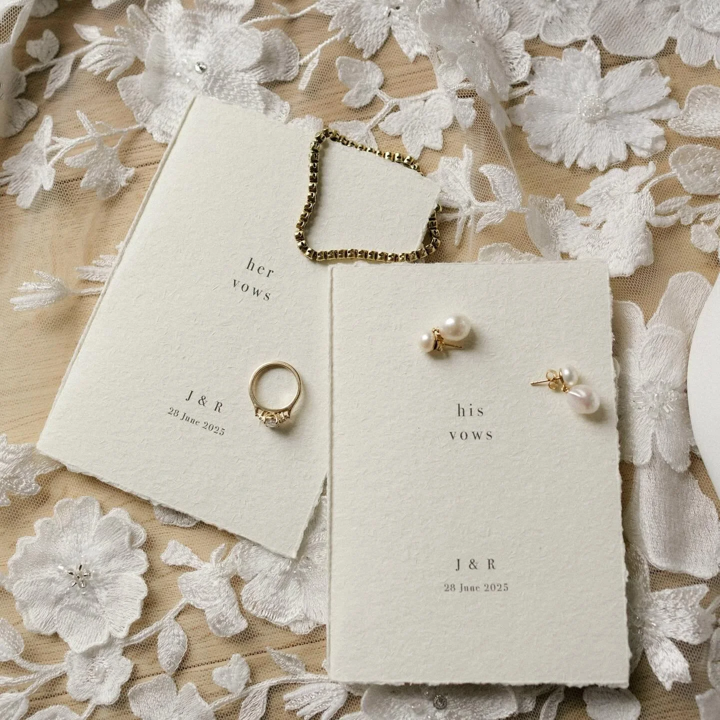 We love getting sneak peaks from our weddings!! 
The little details are my favorite!!
Photography: @danaemariephoto