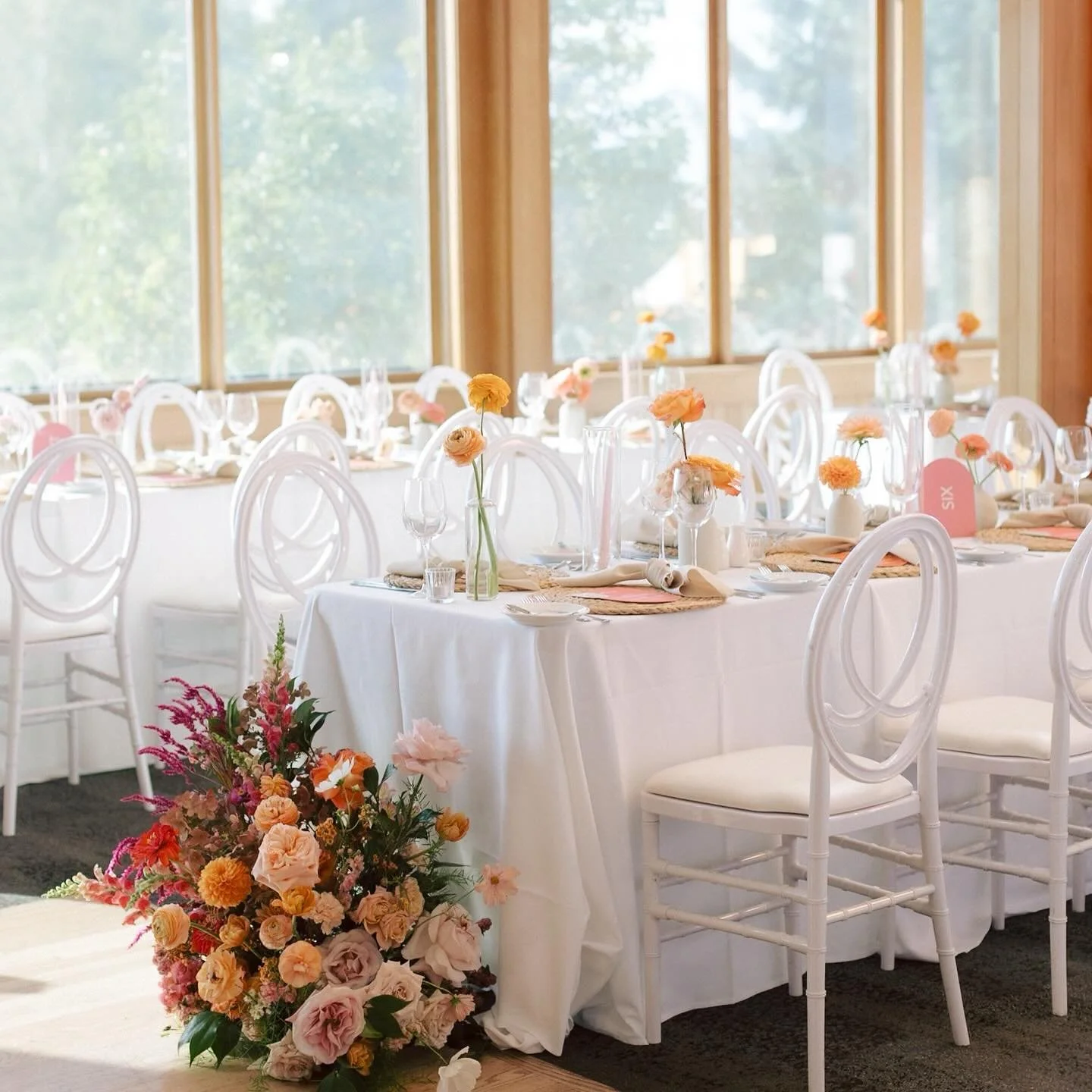 We love transforming a reception room! The bride and I knew bringing in chairs would be the win for the look to come together!
Planner and Designer: @daybyknightevents 
Photographer: @danaemariephoto 
Florals: @megbydesign.floral 
Videographer: @dan