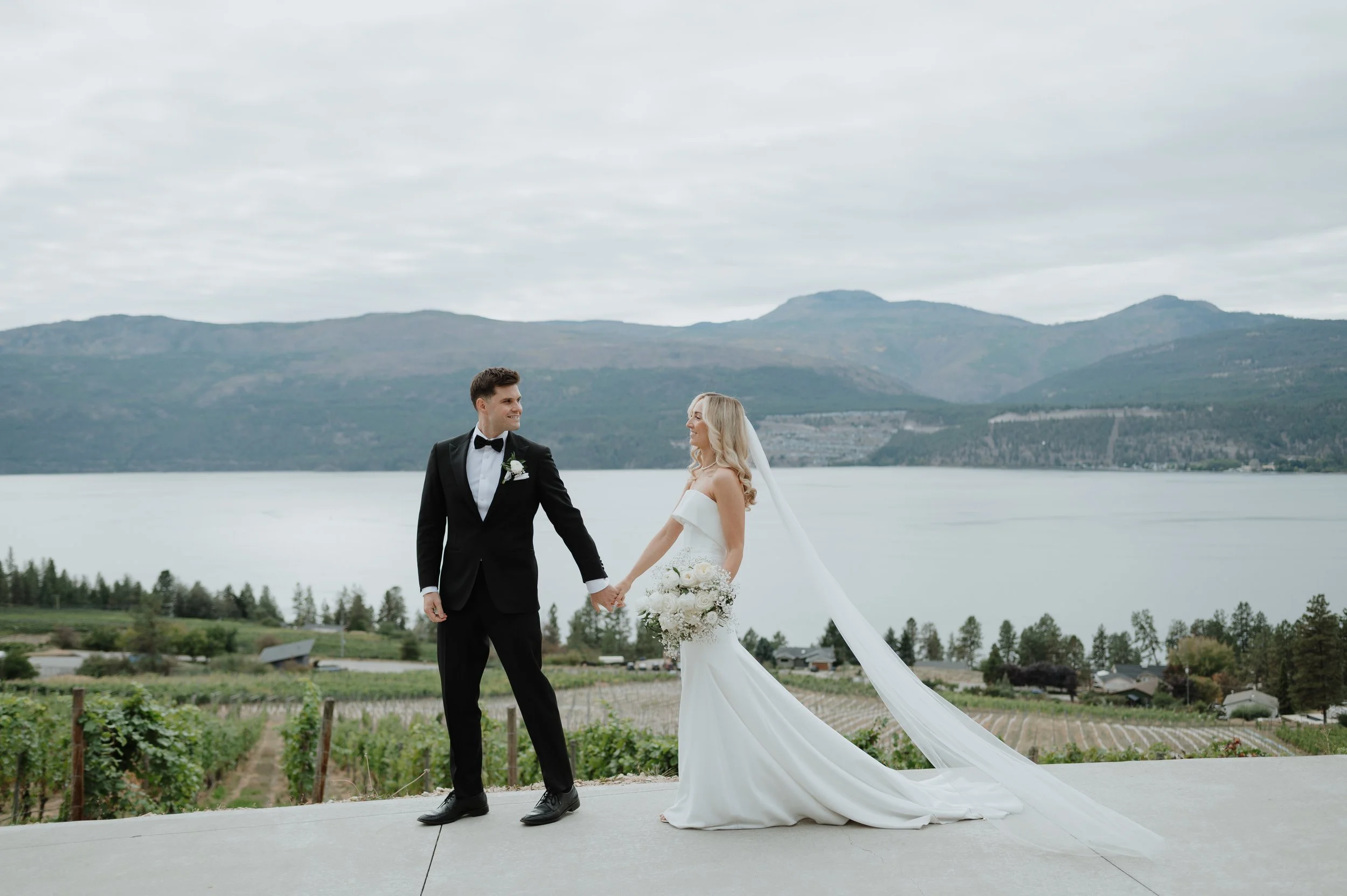P&EWedding-KreativeBeginningsPhotography-469.jpg