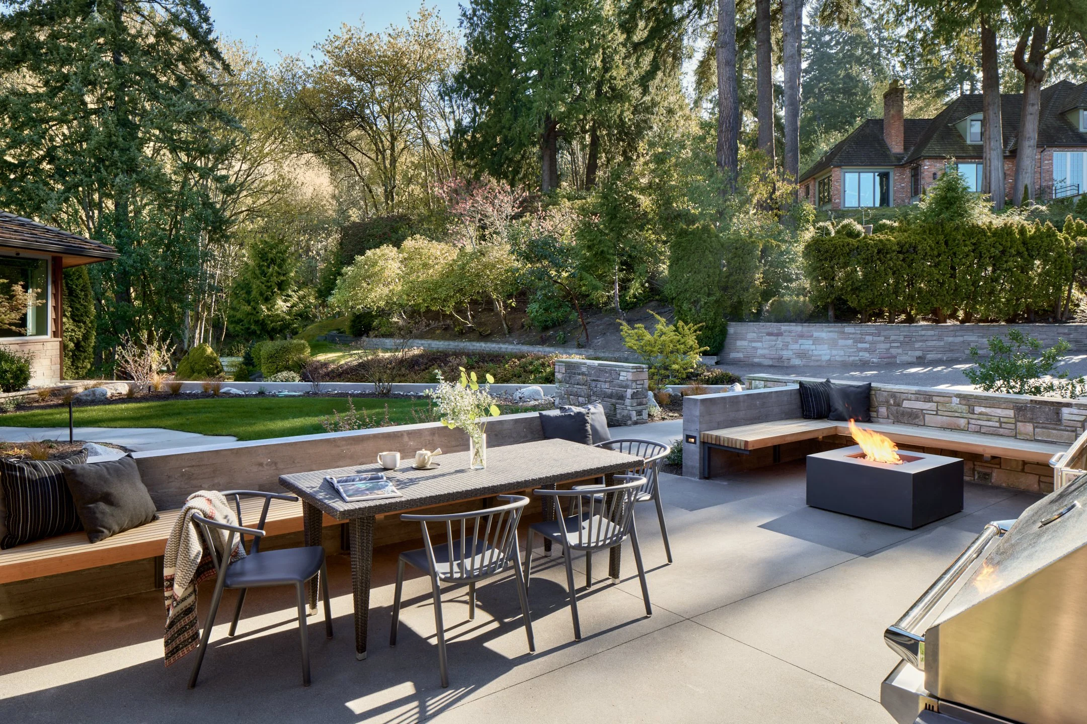 (c) Ross Eckert-Custom Patio-02.jpg