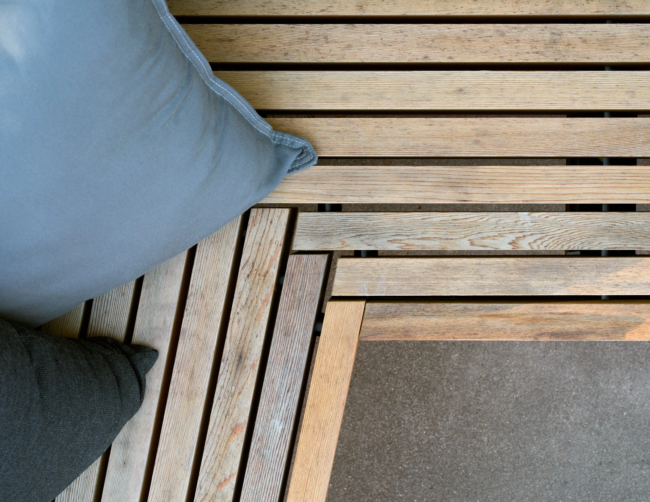 (c) Ross Eckert-Custom Patio-09.jpg