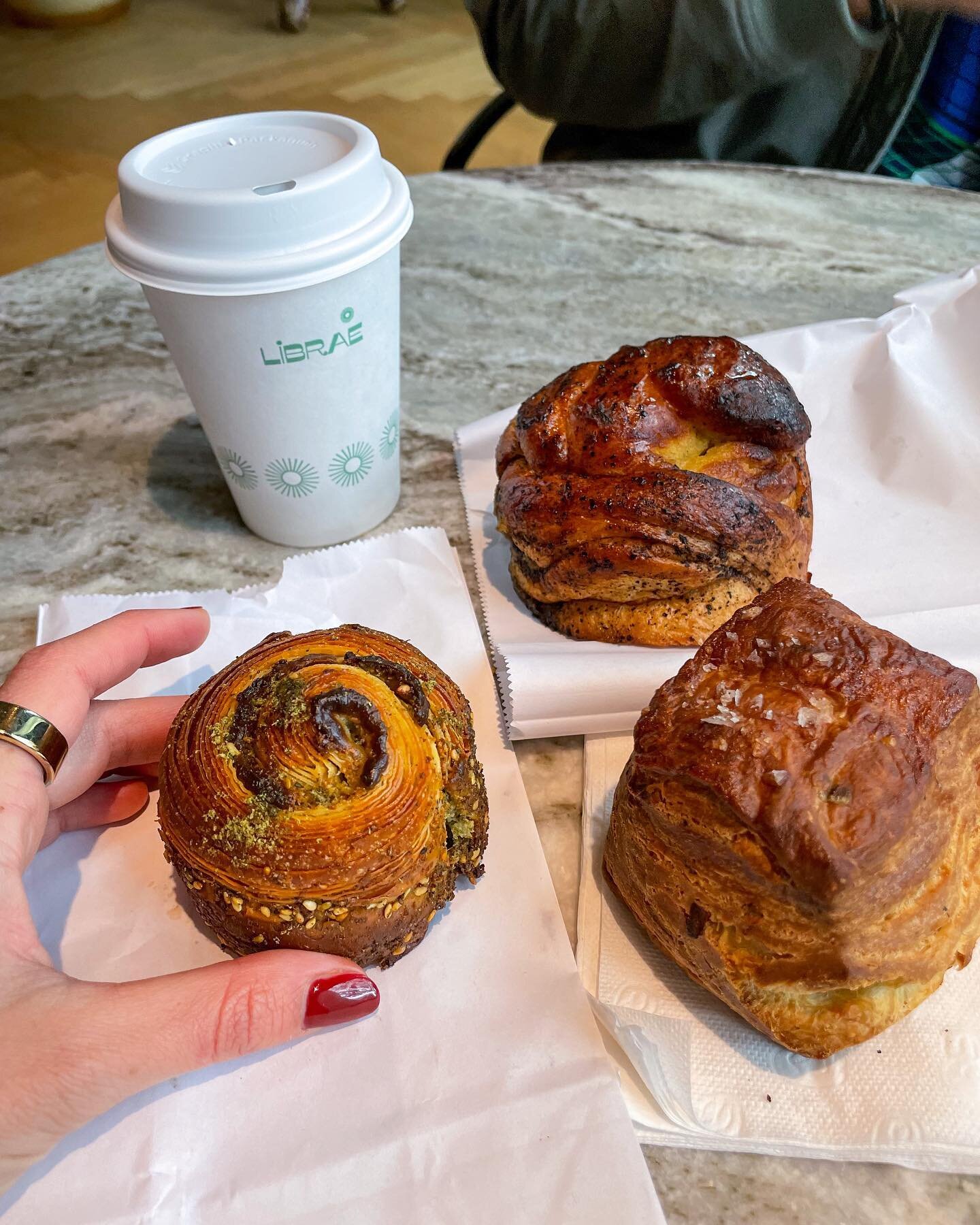 up early for @libraebakery sunday goodies! za&rsquo;atar labneh morning bun, loomi babka bun, feta scone 🥐 tempted to order 50 other things too :)