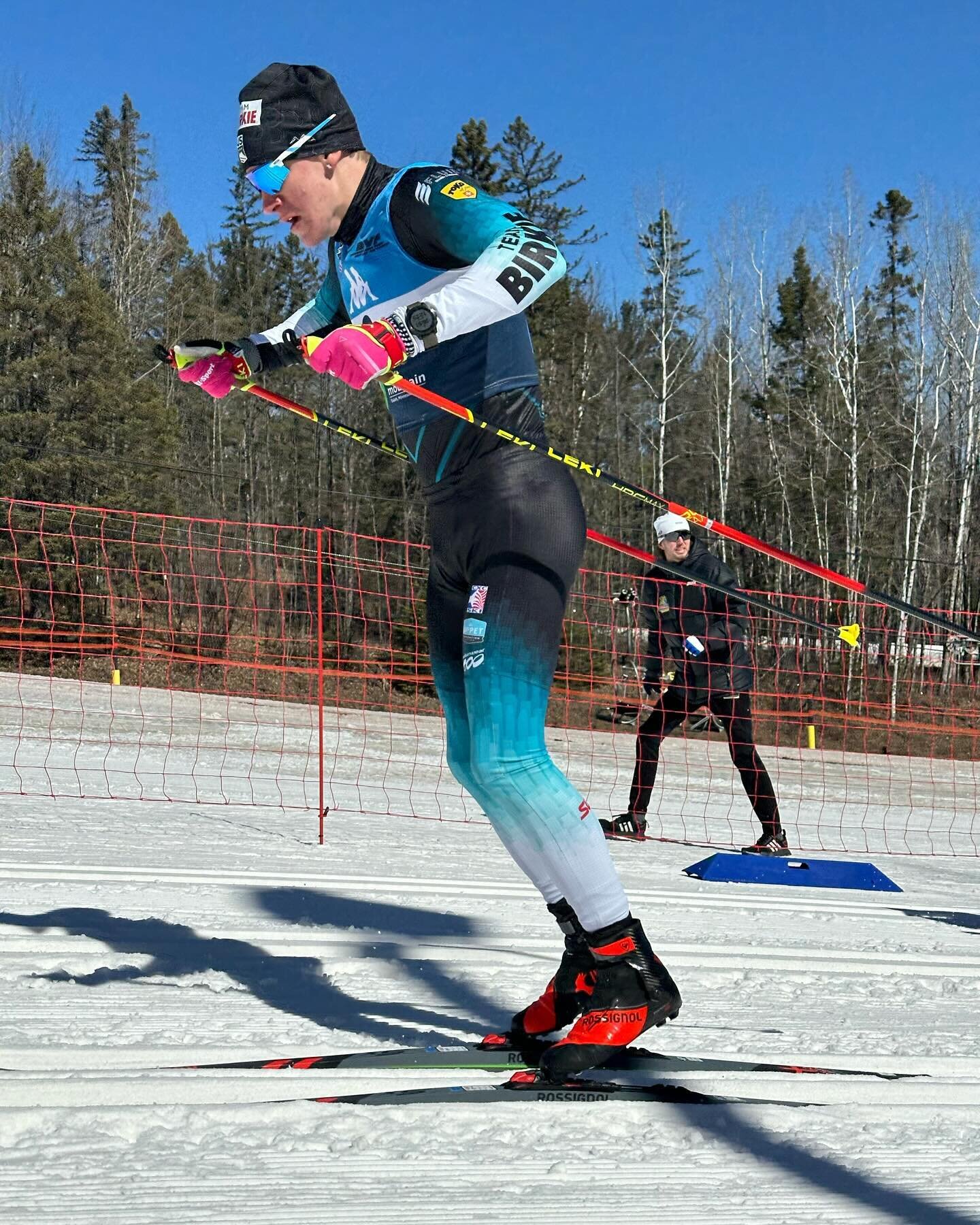 Thanks to all the race organizers and volunteers for a great second day of racing here at Grand Avenue Nordic Center. The team came away with many strong performances including @zaketterson 4th overall (3rd American) finish, @julieens placing 23rd, @