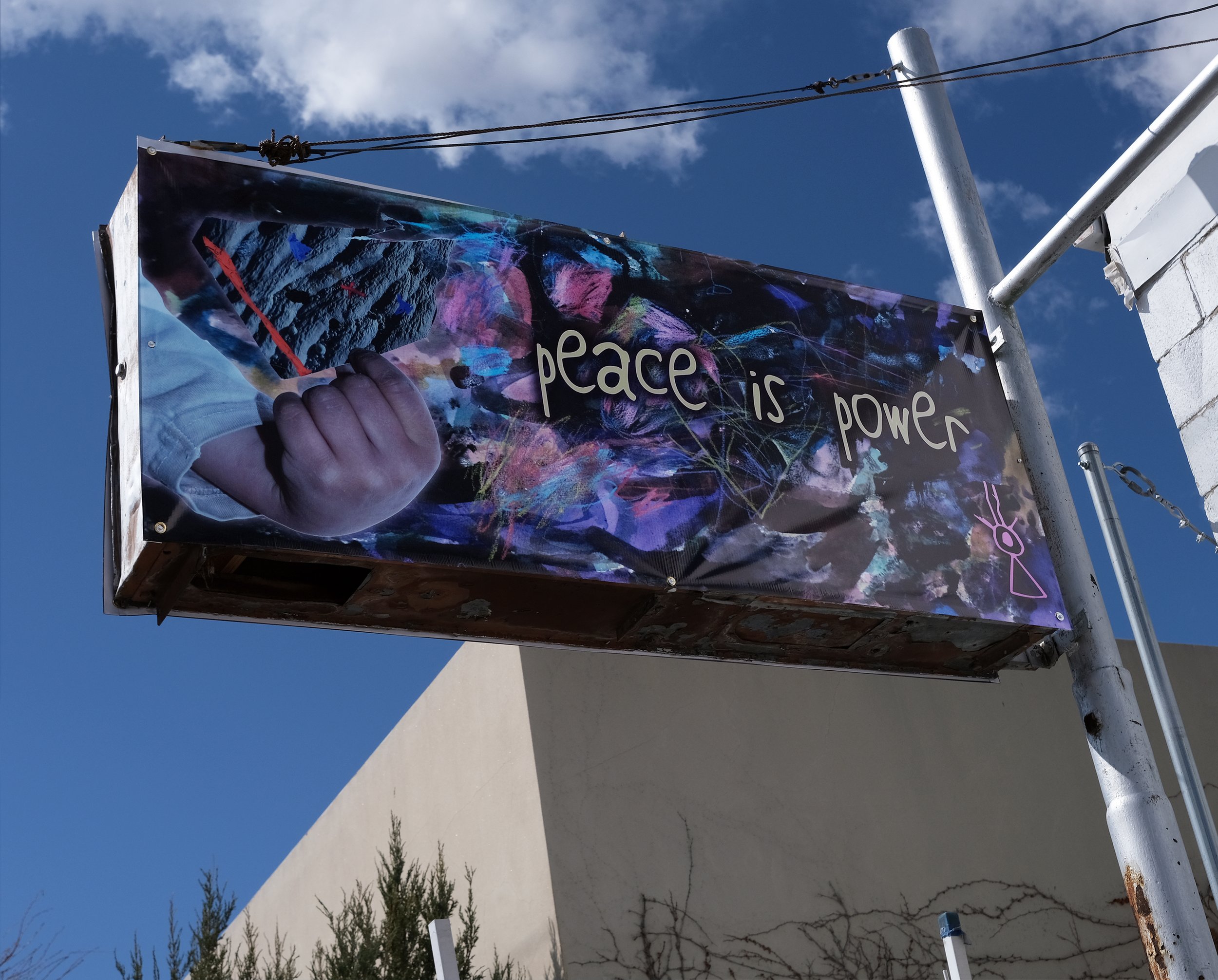 On Sign4.jpg