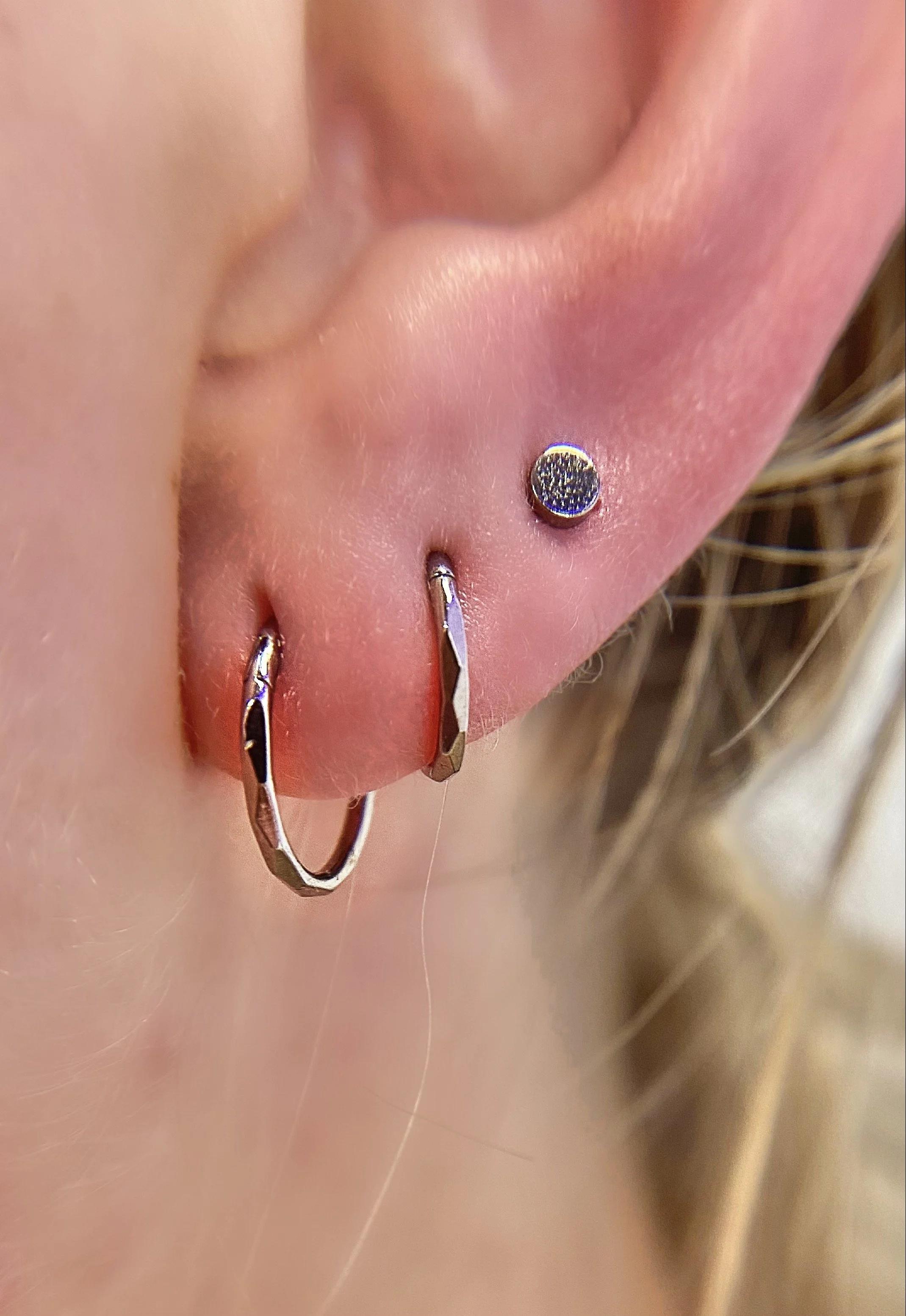 triple lobe piercing-ear piercing ideas