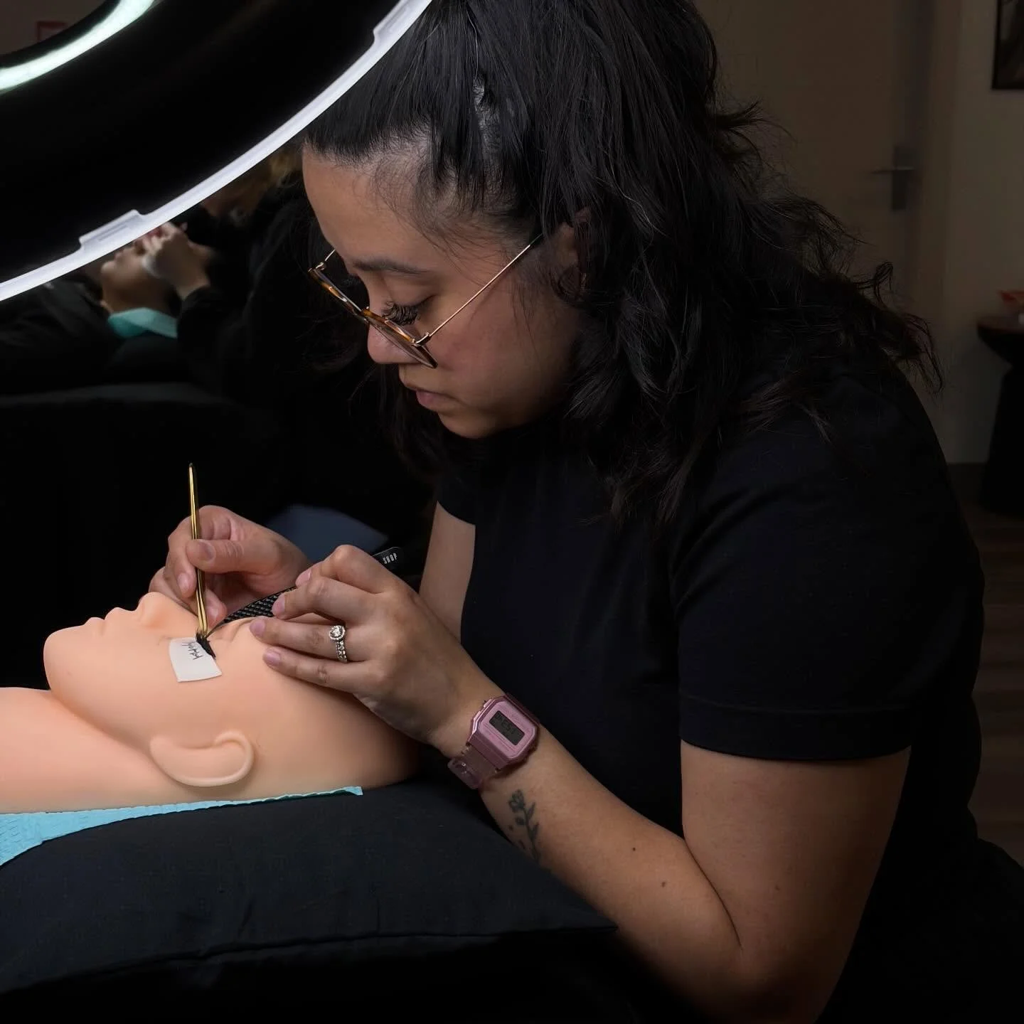 No one talks about how isolating it can feel&hellip;

It&rsquo;s you, your tweezers, your thoughts&hellip; and the pressure to get better 😓 So many artists quit because it&rsquo;s hard before it&rsquo;s rewarding and that&rsquo;s pure truth! 

Britt