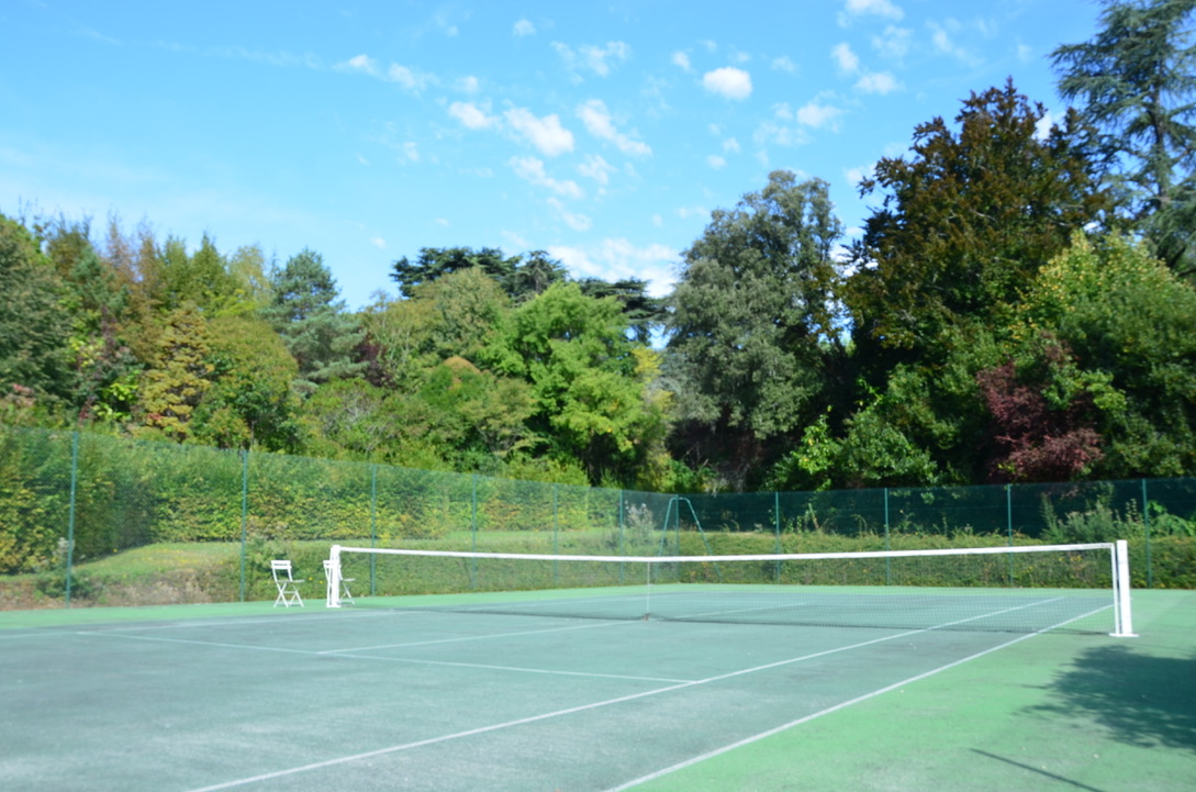 Tennis court.png