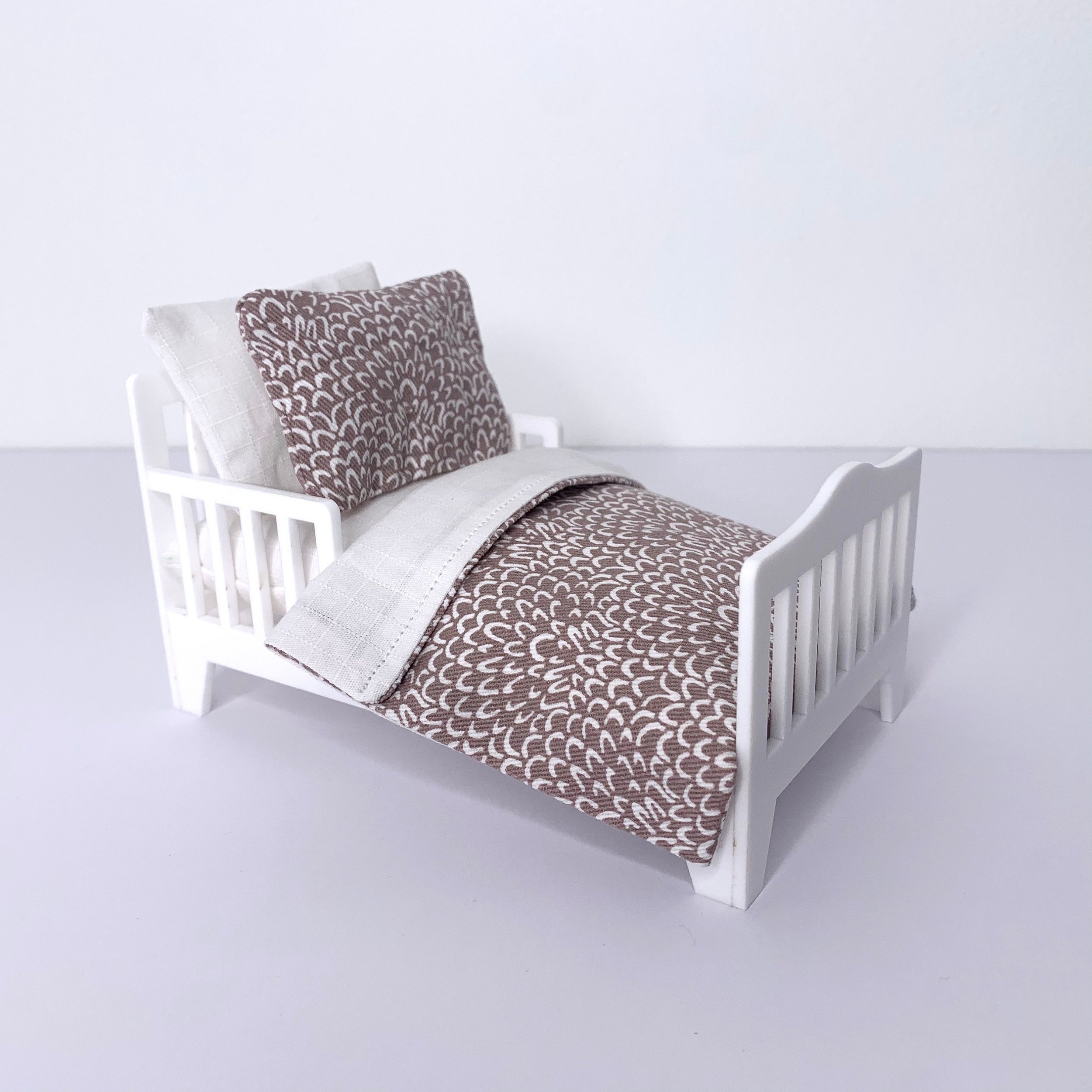 https://i.etsystatic.com/5458500/r/il/2b4c95/3407051808/il_fullxfull.3407051808_ru73.jpg