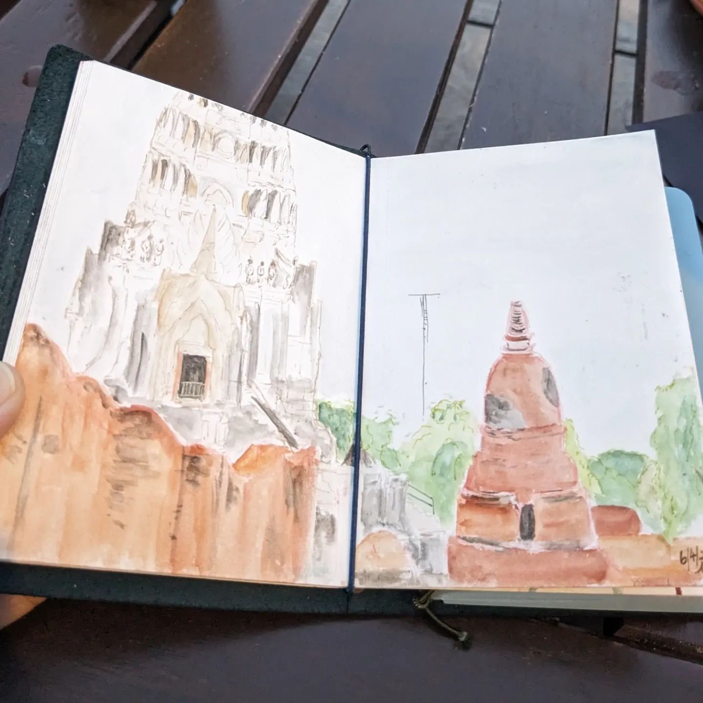 6 April 2024. Sketched at the Punthai cafe, which had such a great view of Wat Ratcha Burana. Perfect place to do a plein air sketch while having a lovely cold tea to escape the heat for a bit. Ayutthaya was just so sketchable but because there was s