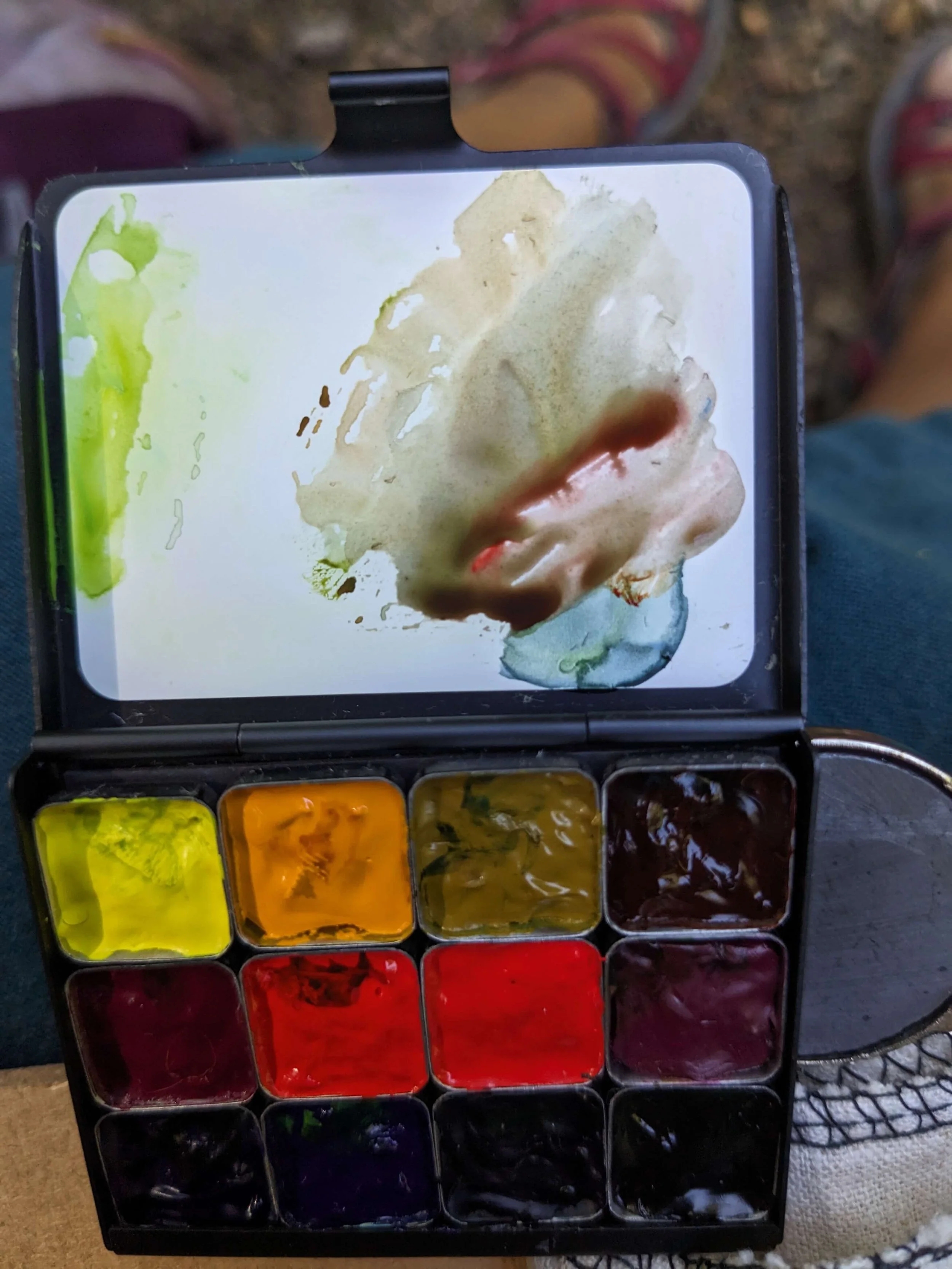Absolutely Loving the Art Toolkit Pocket and Demi Palettes (Review