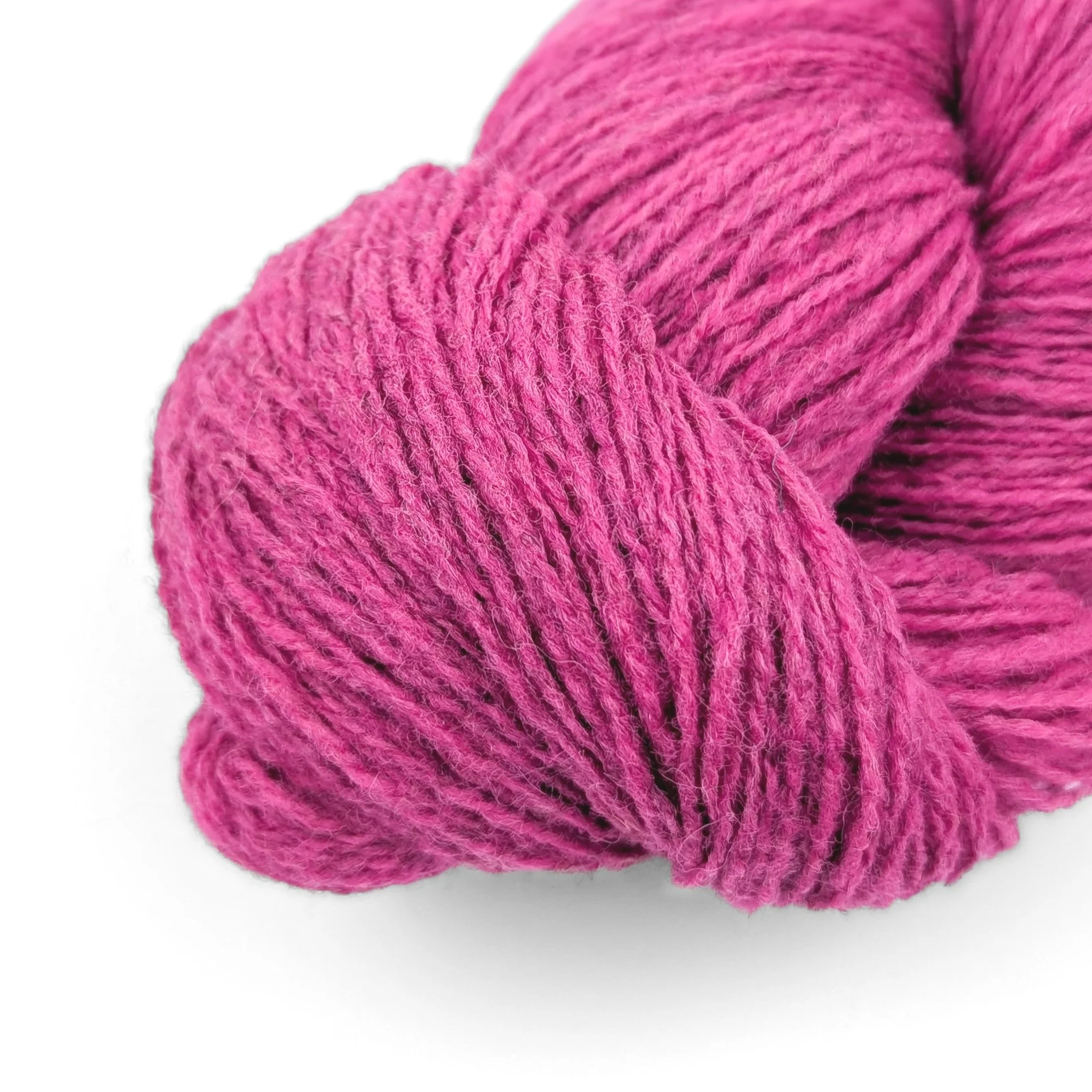 fino+Ko%CC%88ln+24+fuchsia+PORTRAIT.jpg
