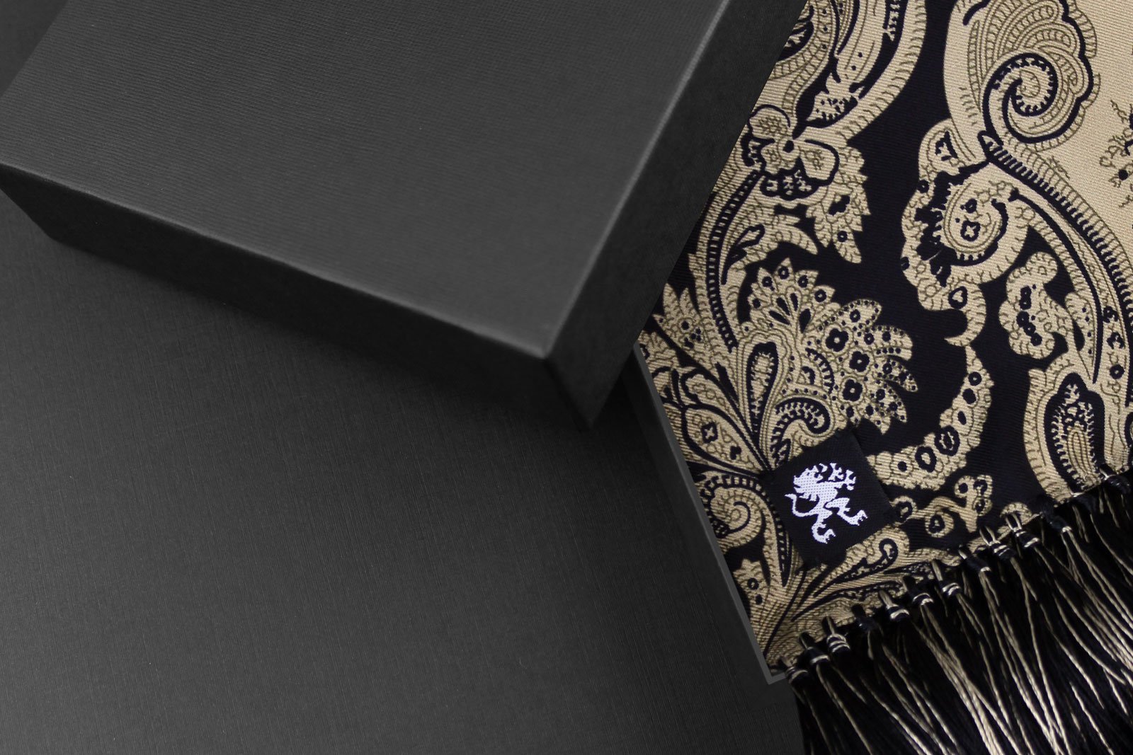 regal-wide-box.jpg