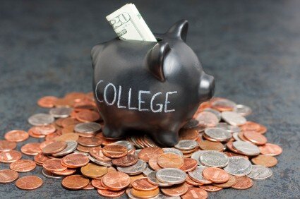 A Guide to College Expenses and Budgeting