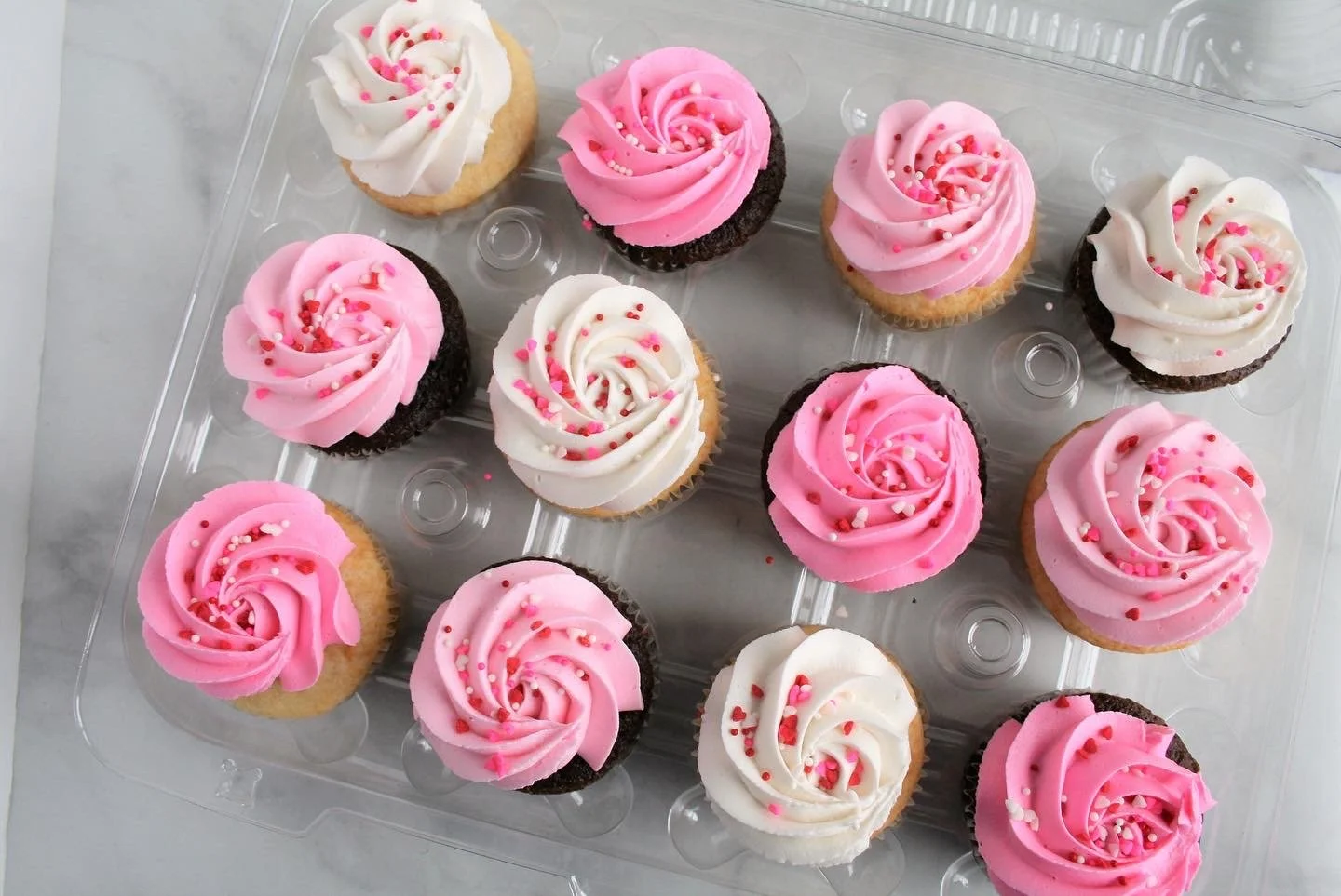 Cakes & Cupcakes — Endless Sweets Bakery Site