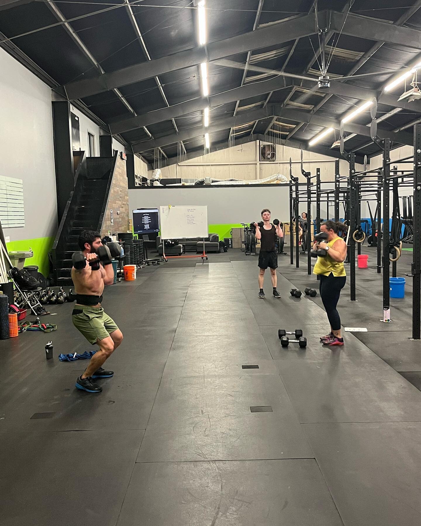 Happy Thursday CrossFit HSP!!! 

Let&rsquo;s go! The weekend is almost here. Long conditioning workout today. 

I know it&rsquo;s been a long and hard week so far. But there&rsquo;s no reason why you can&rsquo;t come in and move for 35 mins. 

#Cross