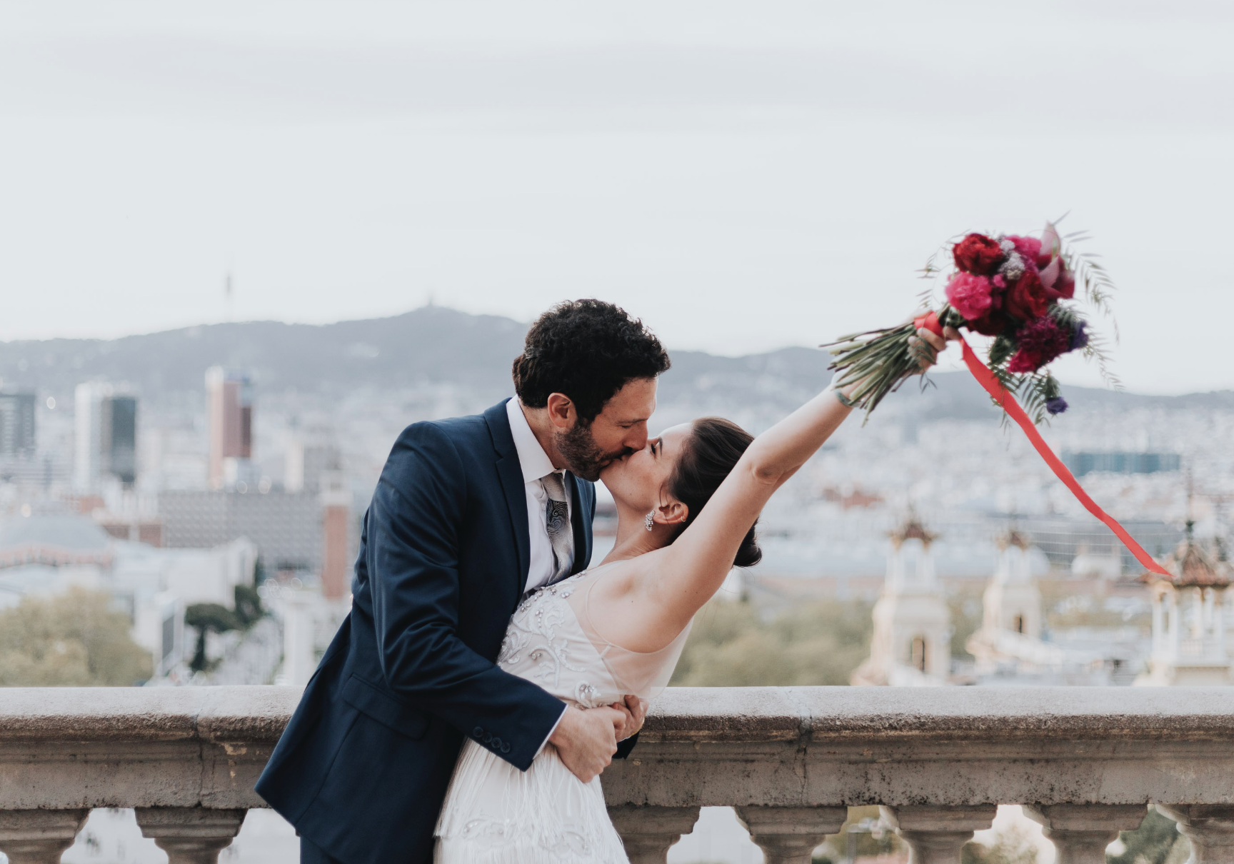 barcelona-elopement-photographer.png