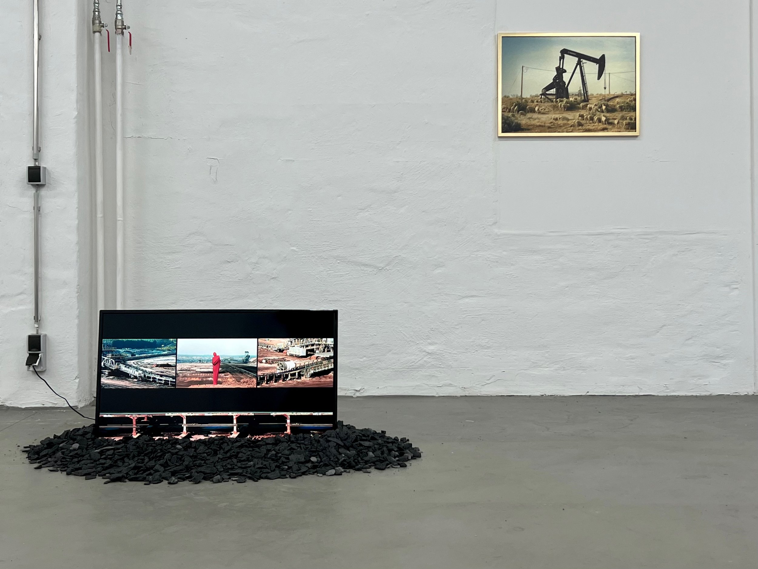 'Braukohle Venus' and 'Pumpjack Pasture' <br> Exgirlfriend <br> Berlin 2023