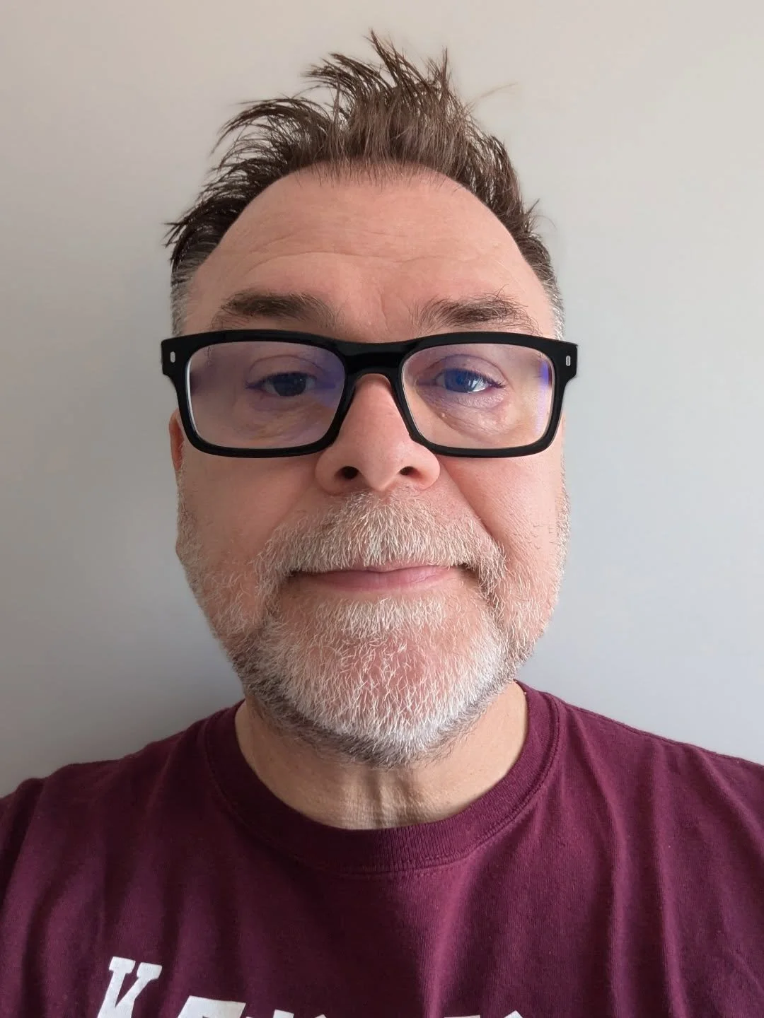 New specs. That look a lot like the old specs. 🤓