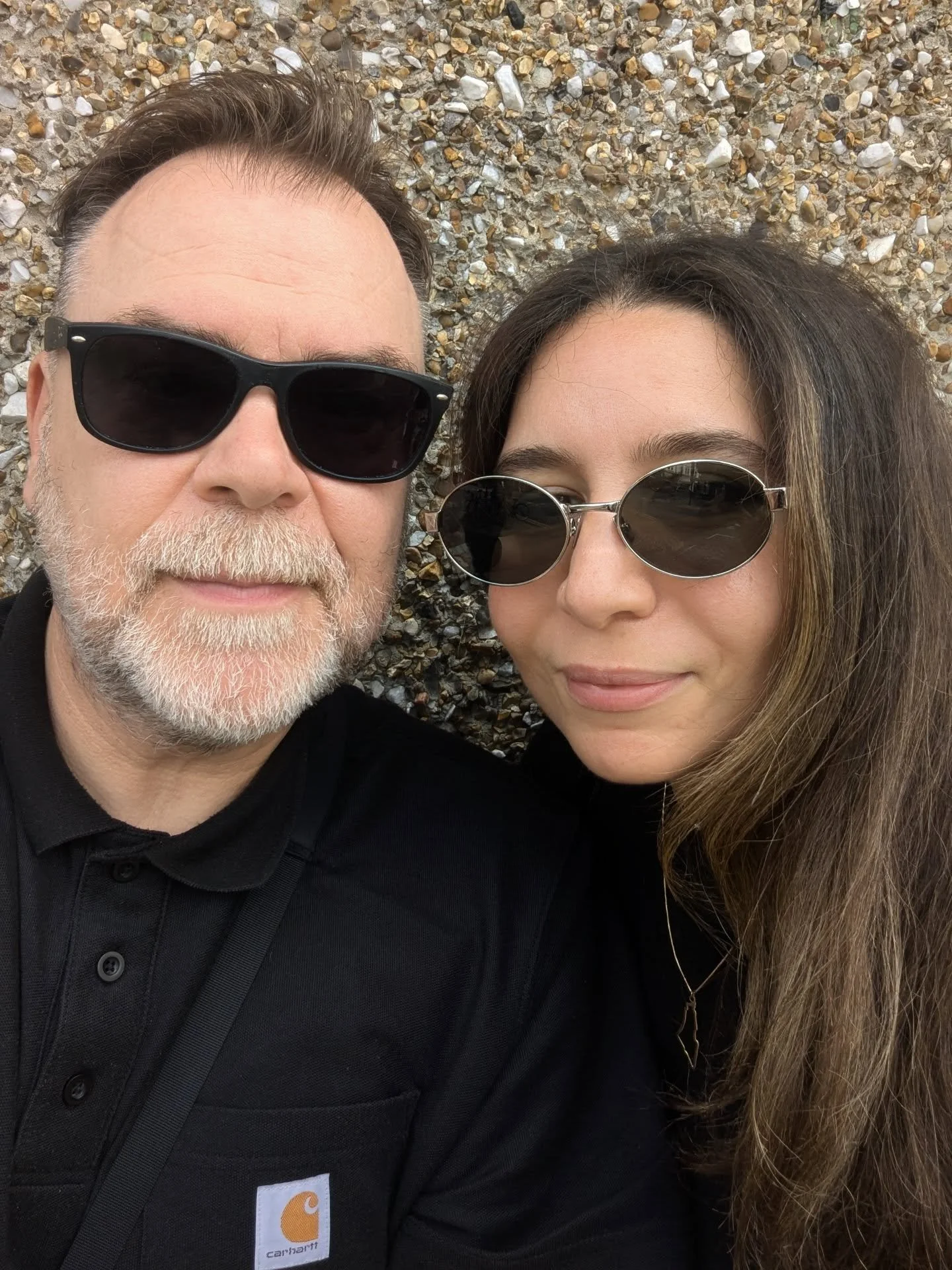 My queen. 👑🇵🇸

Surrogate sister. 

Friends for eva eva.