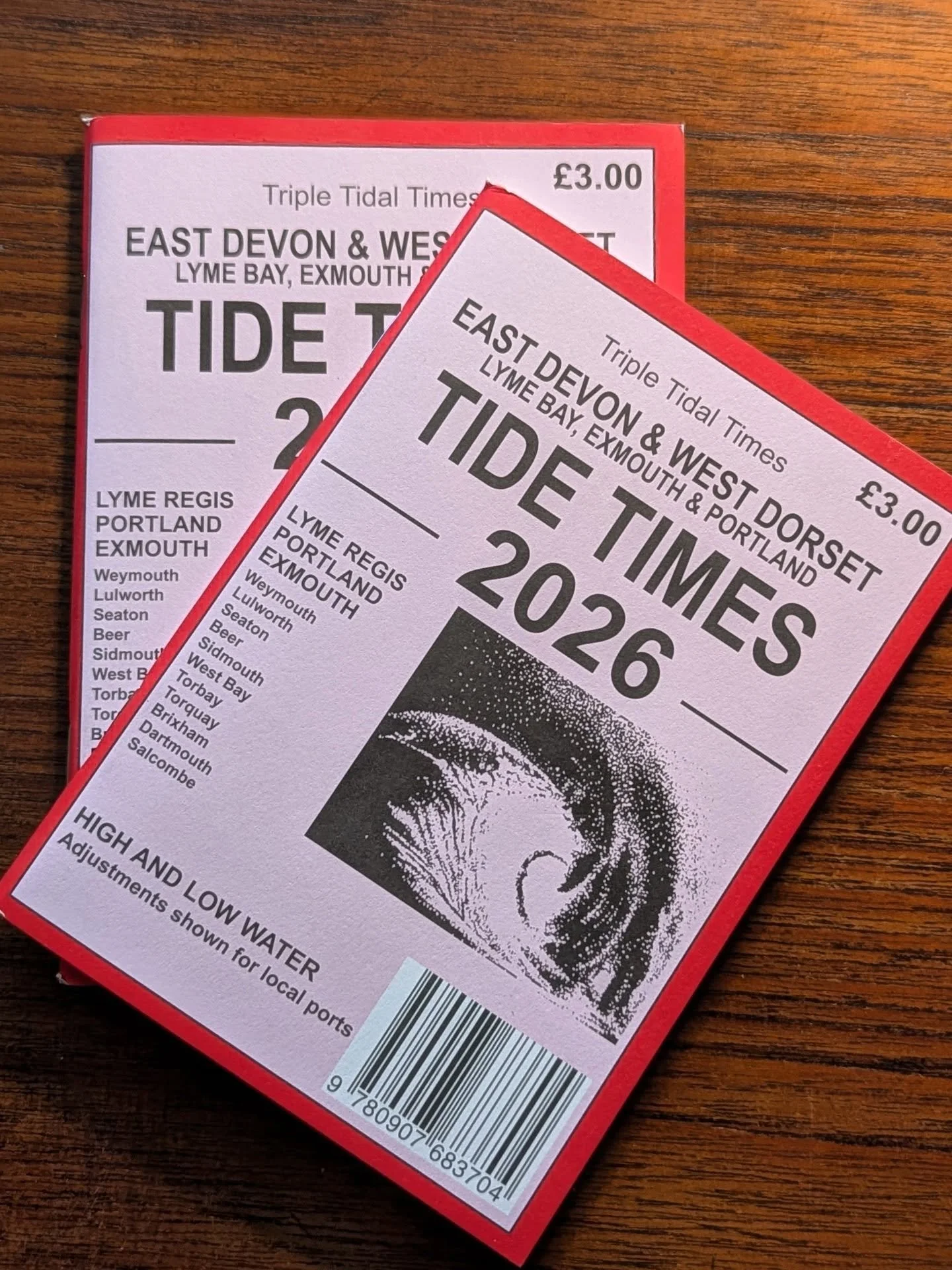Big day in the nerd household. 🤓🦖🌀

Thanks @charmouthhcc &amp; life long gratitude to @martincurtisfossils 

🦖