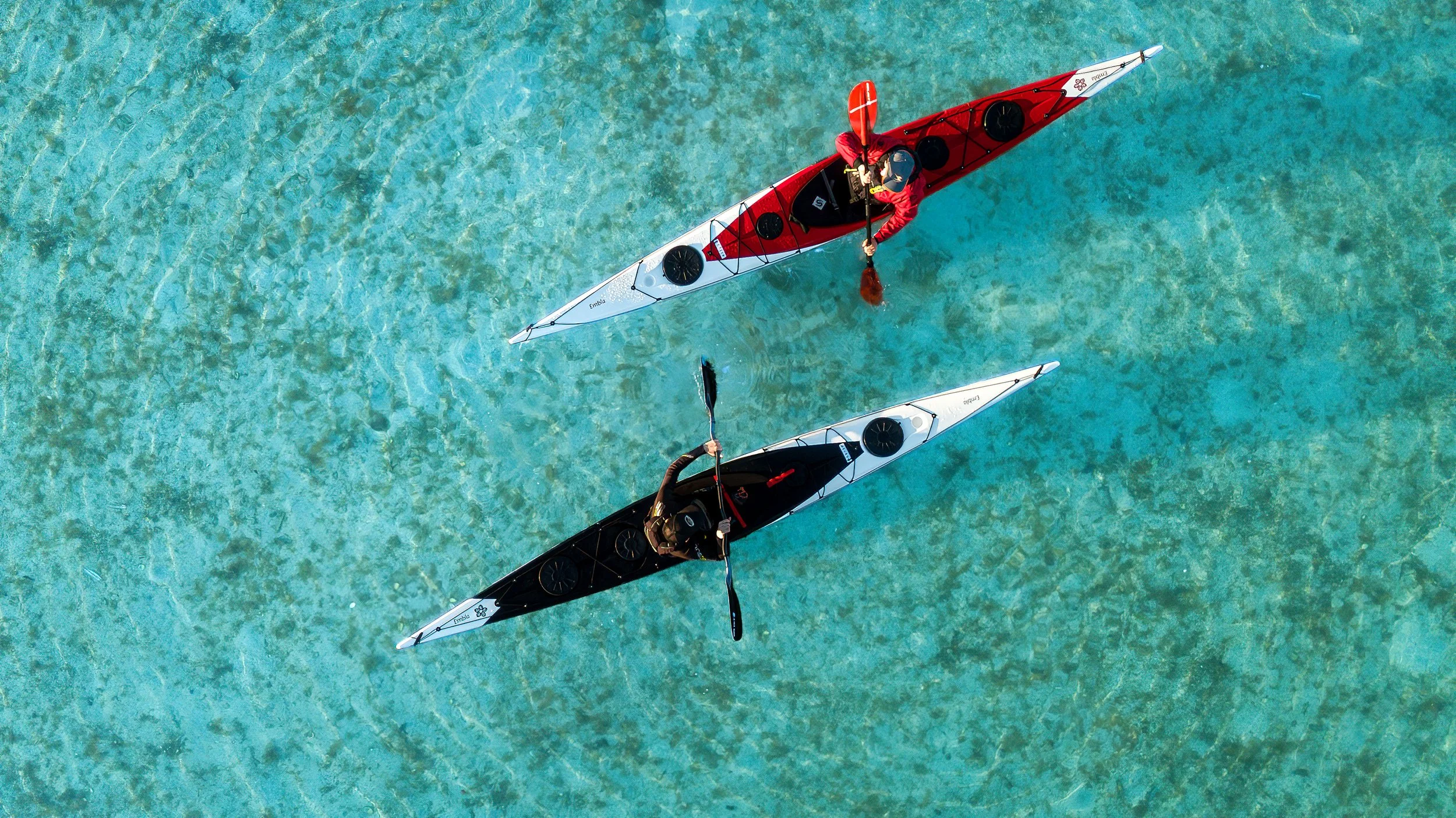 Two Paddlers Crossing Each Other
Stefan Bracke