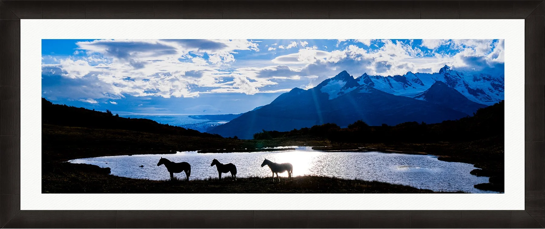 DeBock-Black Liner-Framed-Dark-Ash-Wht-Liner-1800x.jpg